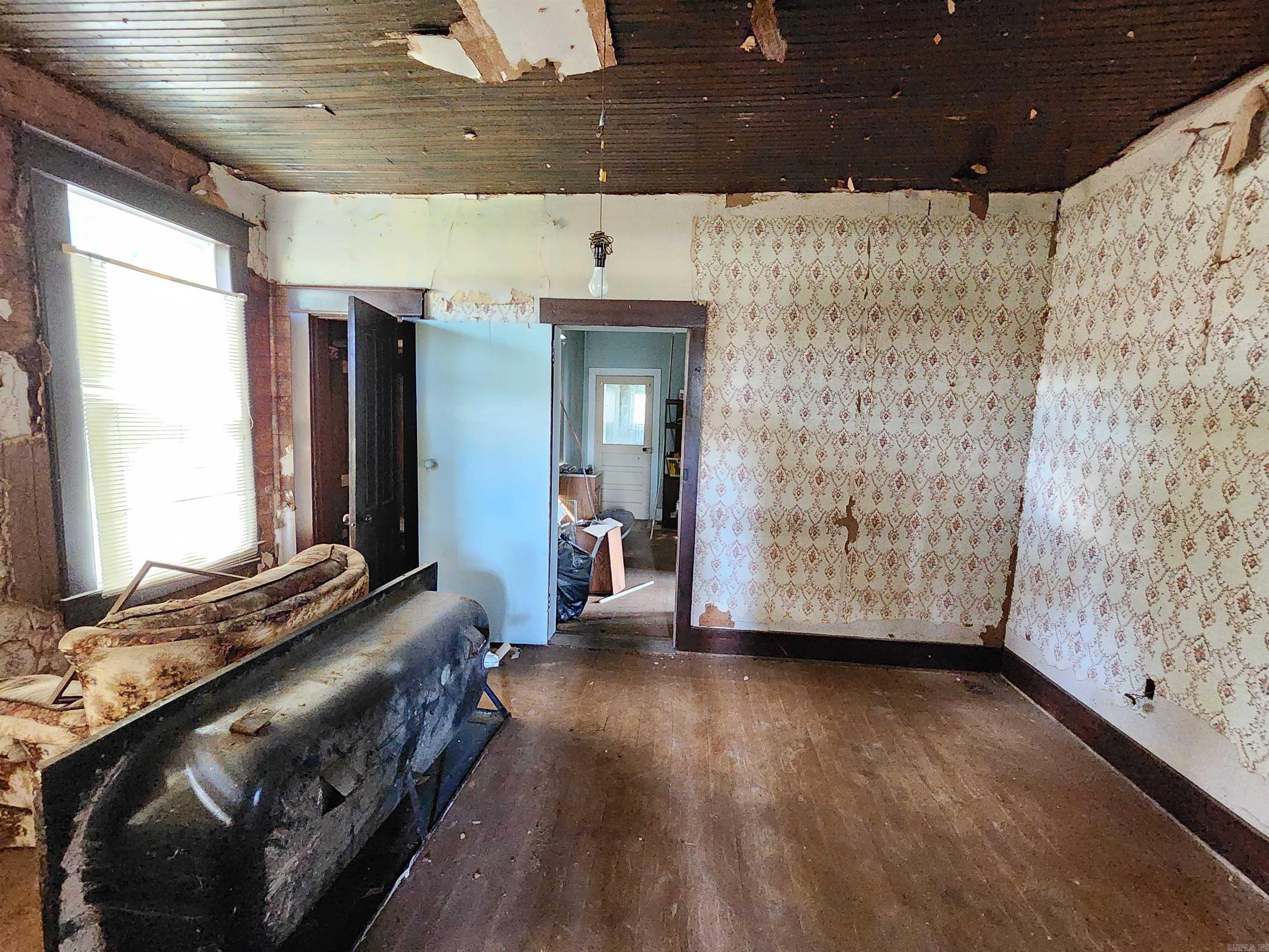 4906  HWY 367 S.  McRae, AR