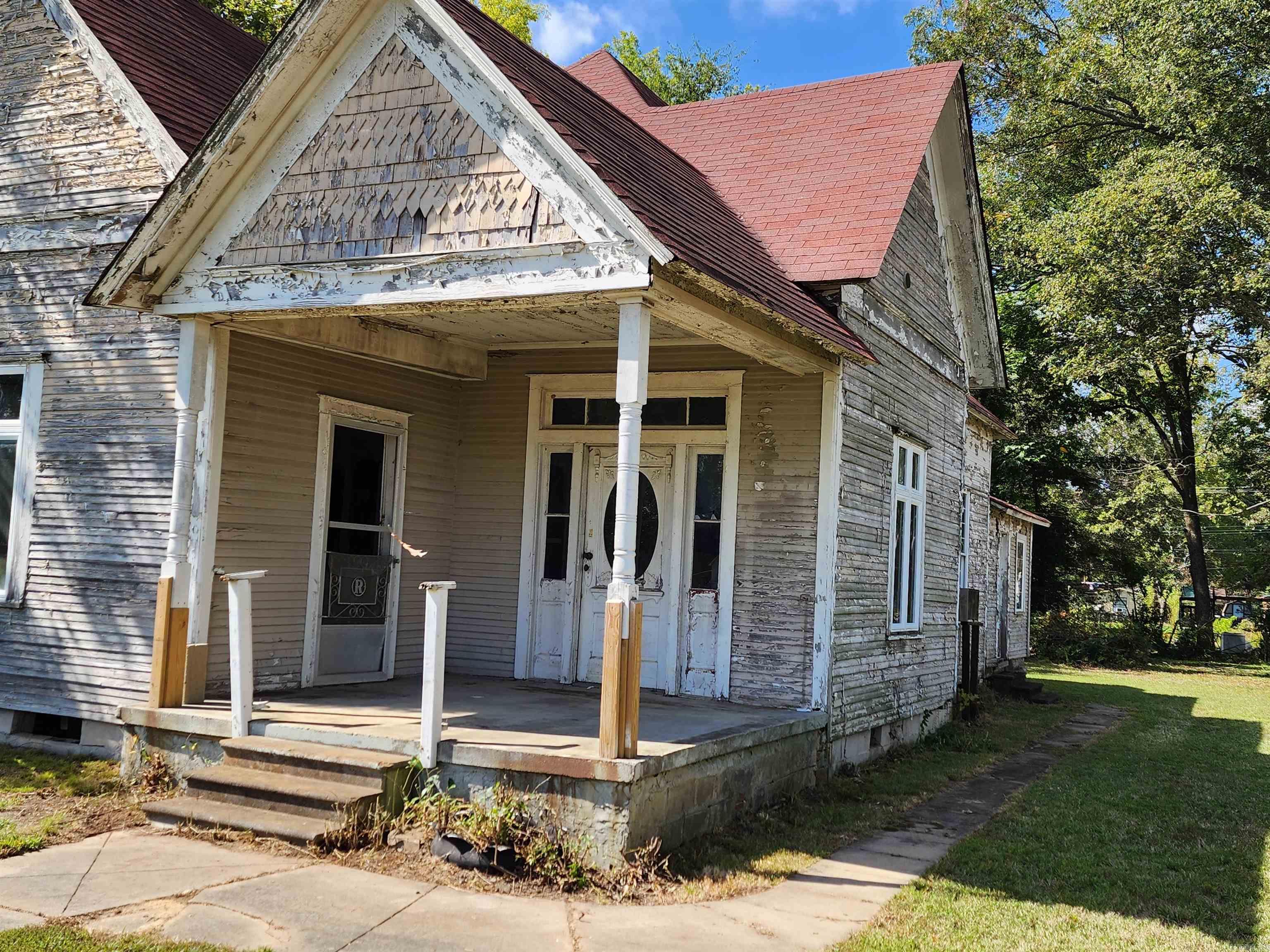 4906  HWY 367 S.  McRae, AR