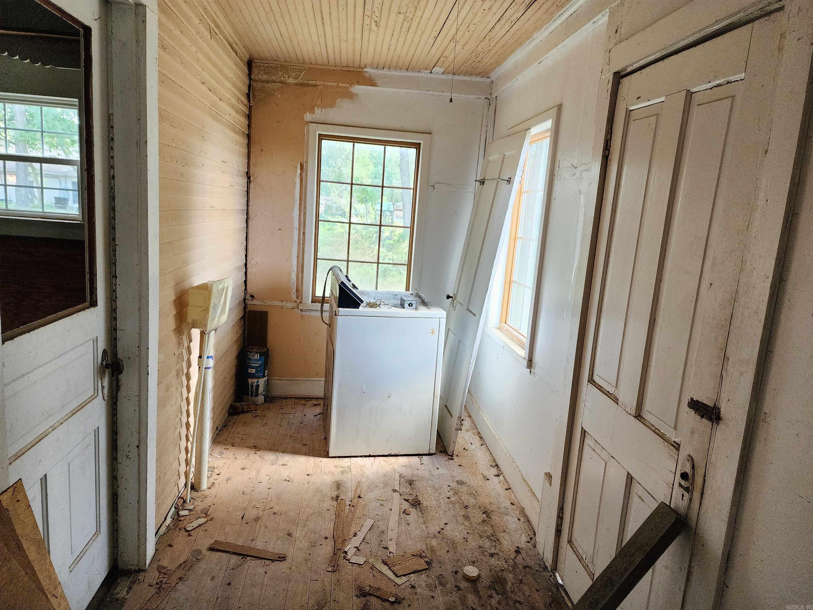 4906  HWY 367 S.  McRae, AR