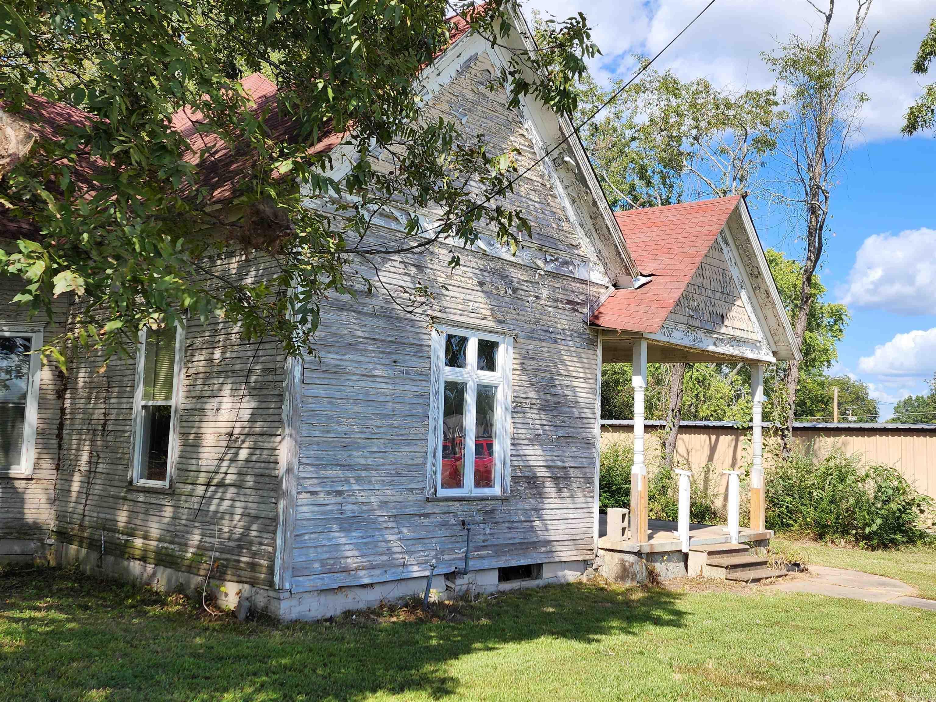 4906  HWY 367 S.  McRae, AR