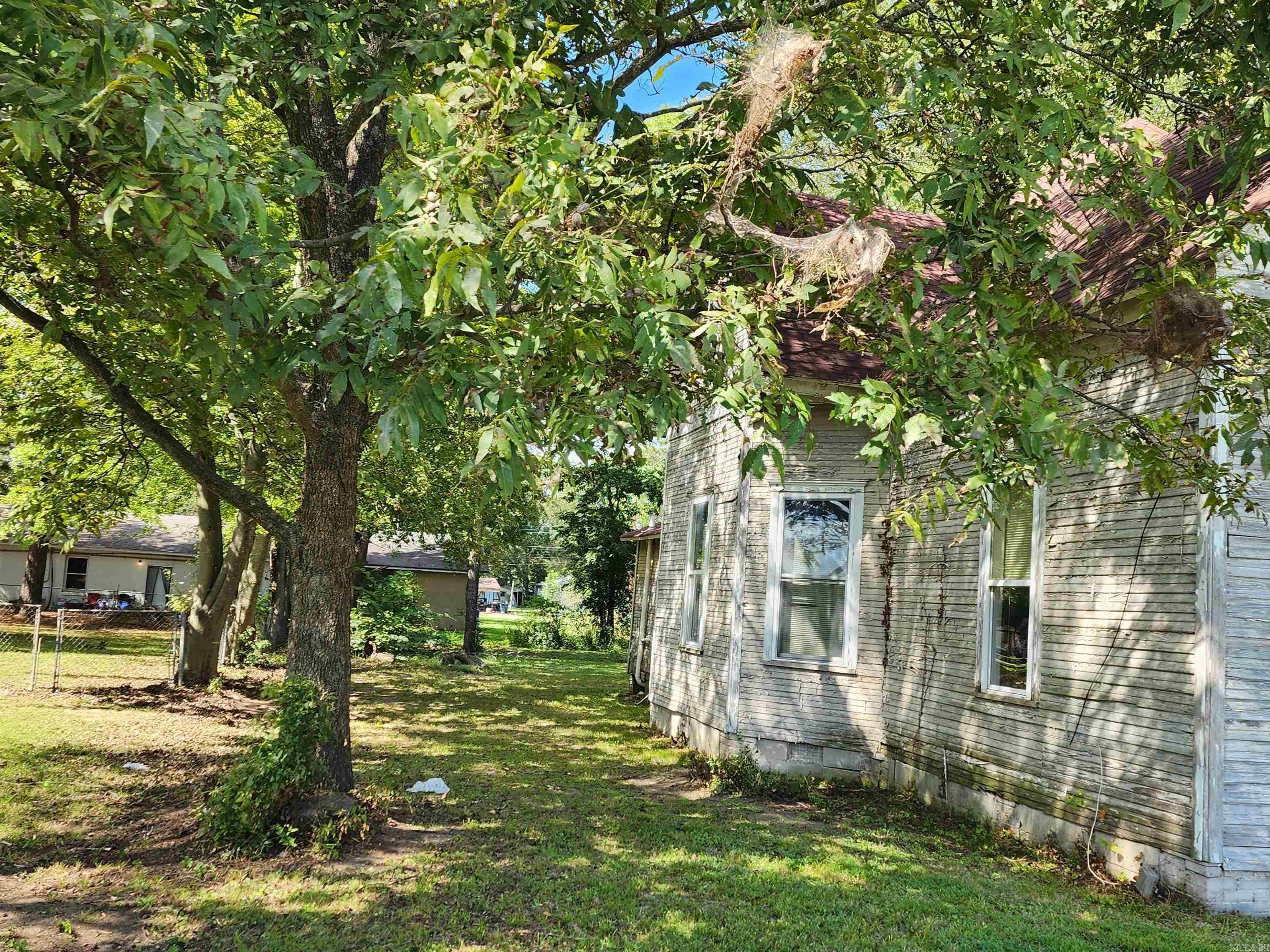 4906  HWY 367 S.  McRae, AR