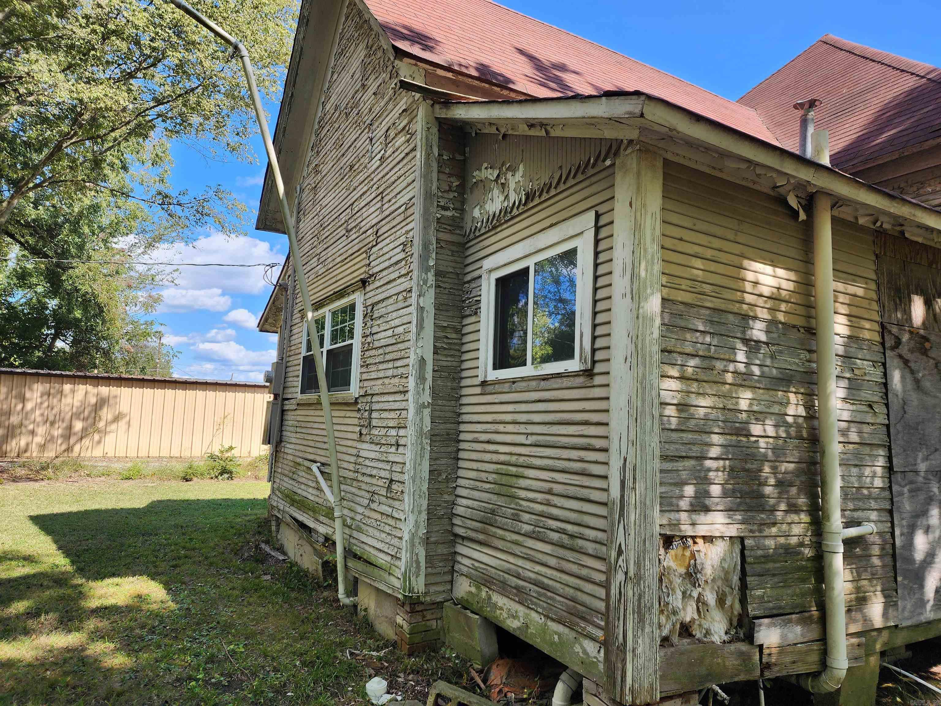 4906  HWY 367 S.  McRae, AR