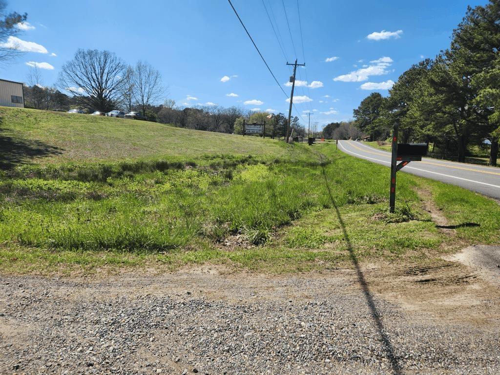 2637 E Highway 270  Mount Ida, AR