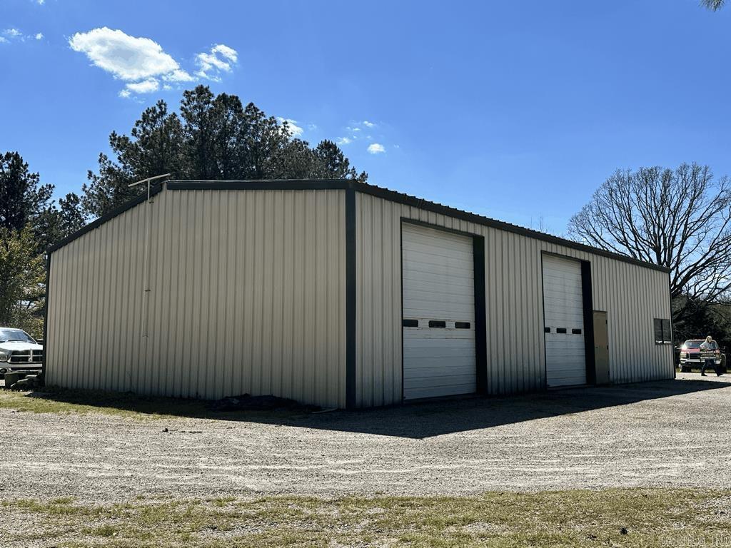 2637 E Highway 270  Mount Ida, AR