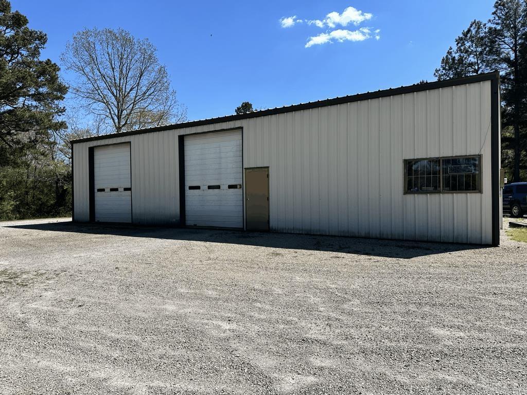 2637 E Highway 270  Mount Ida, AR