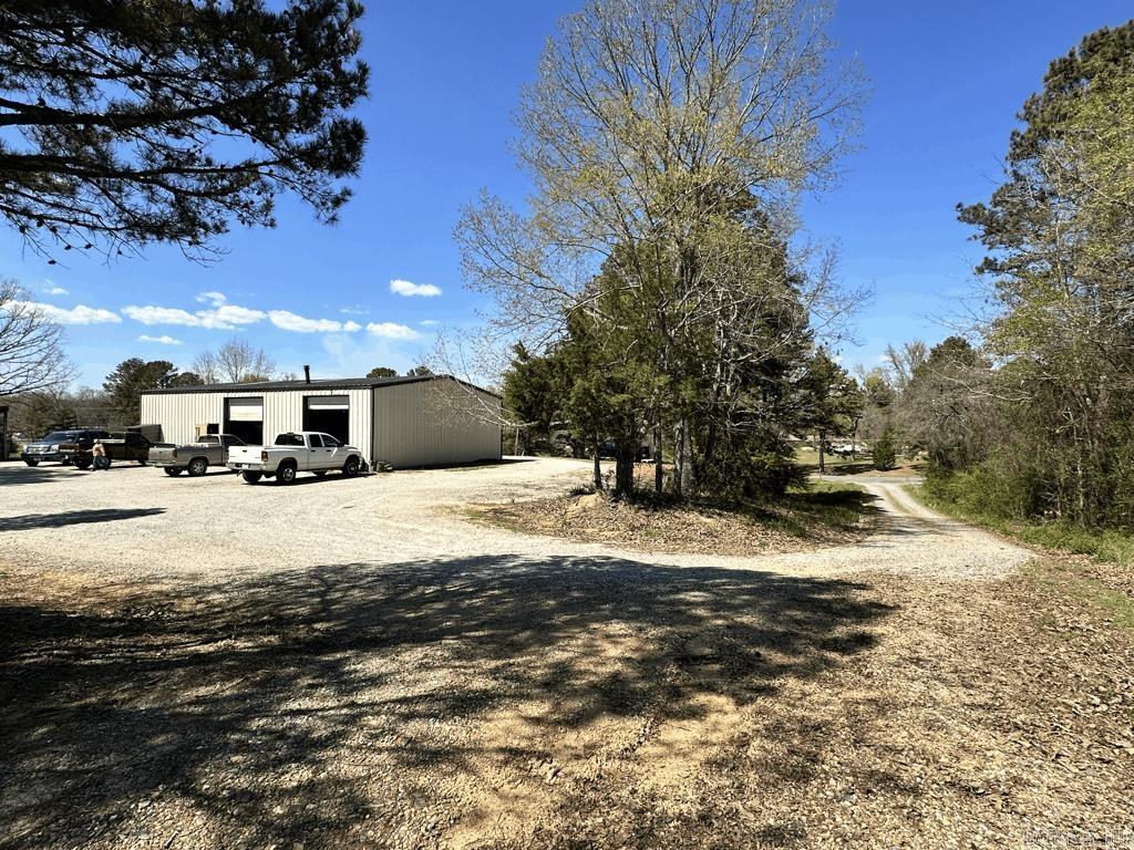 2637 E Highway 270  Mount Ida, AR