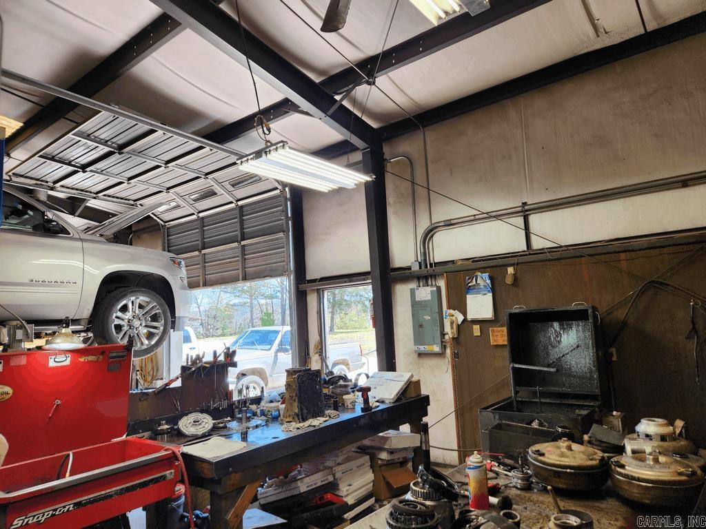 2637 E Highway 270  Mount Ida, AR