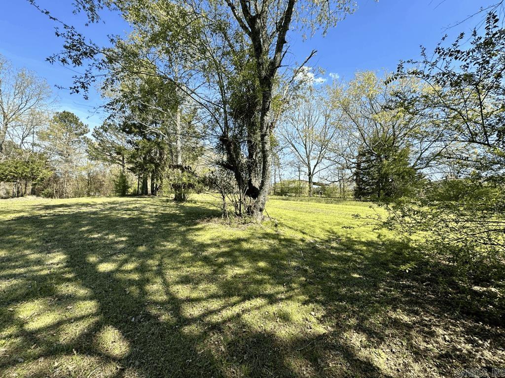 2637 E Highway 270  Mount Ida, AR
