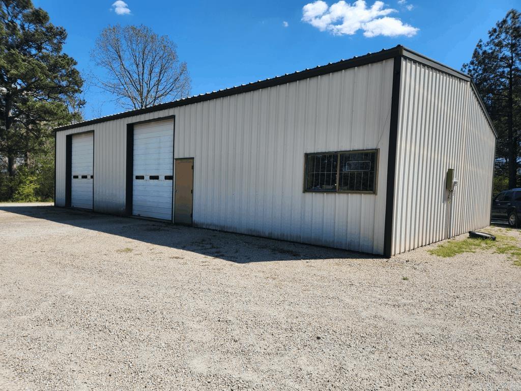 2637 E Highway 270  Mount Ida, AR