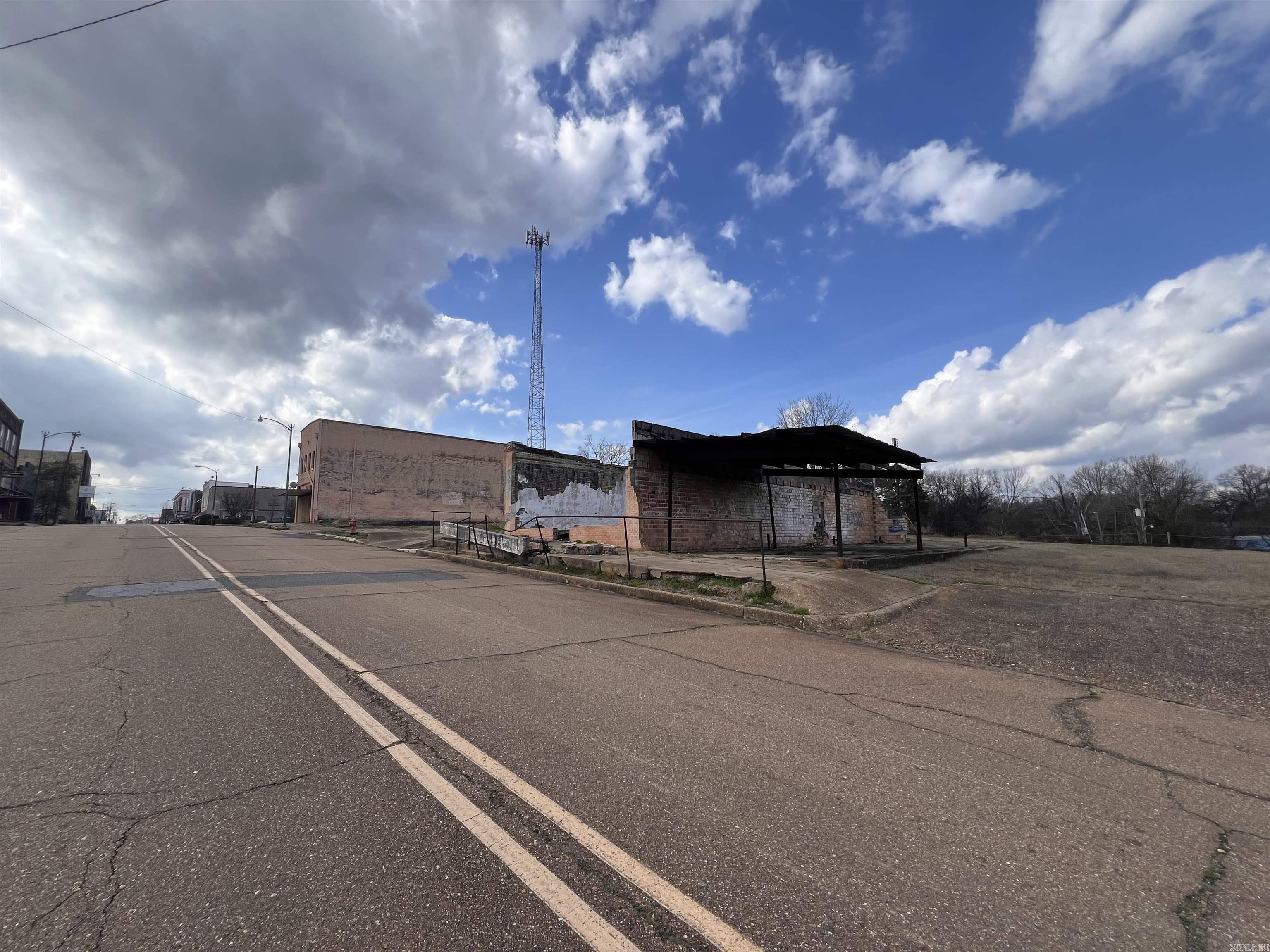 222  Washington  Camden, AR
