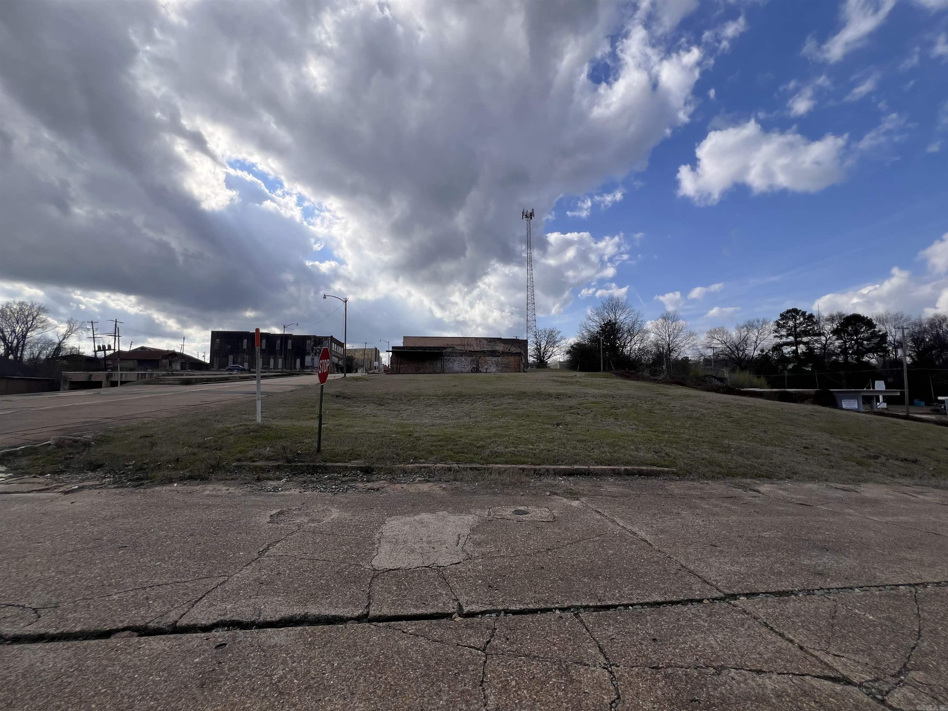 222  Washington  Camden, AR
