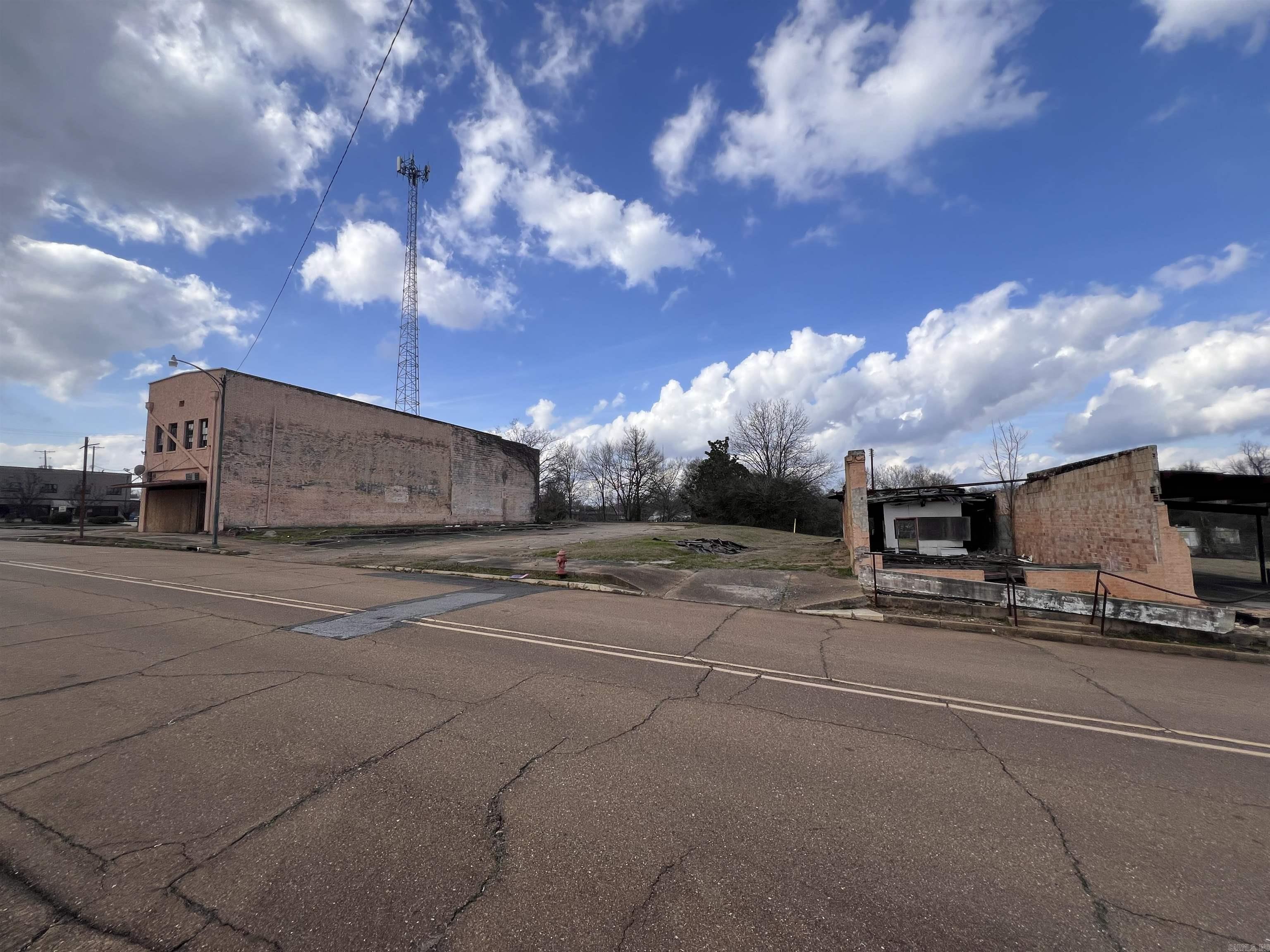 222  Washington  Camden, AR