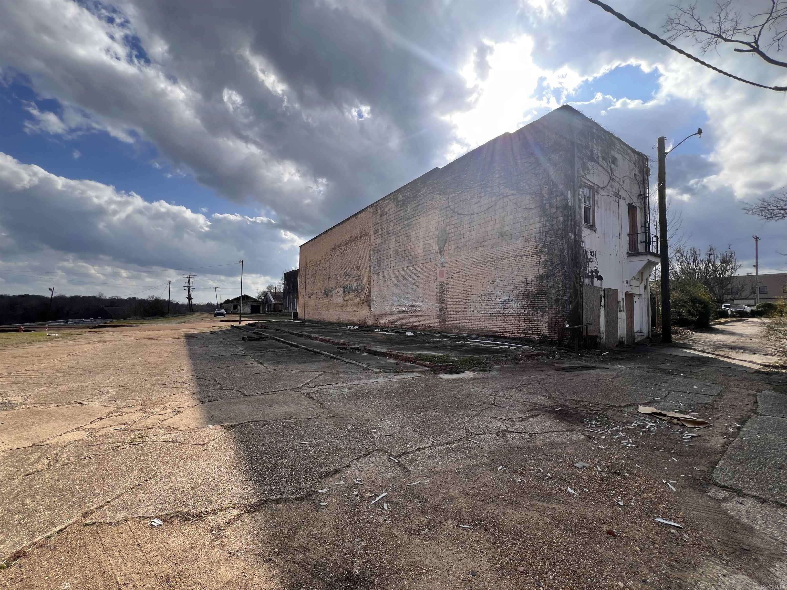 222  Washington  Camden, AR
