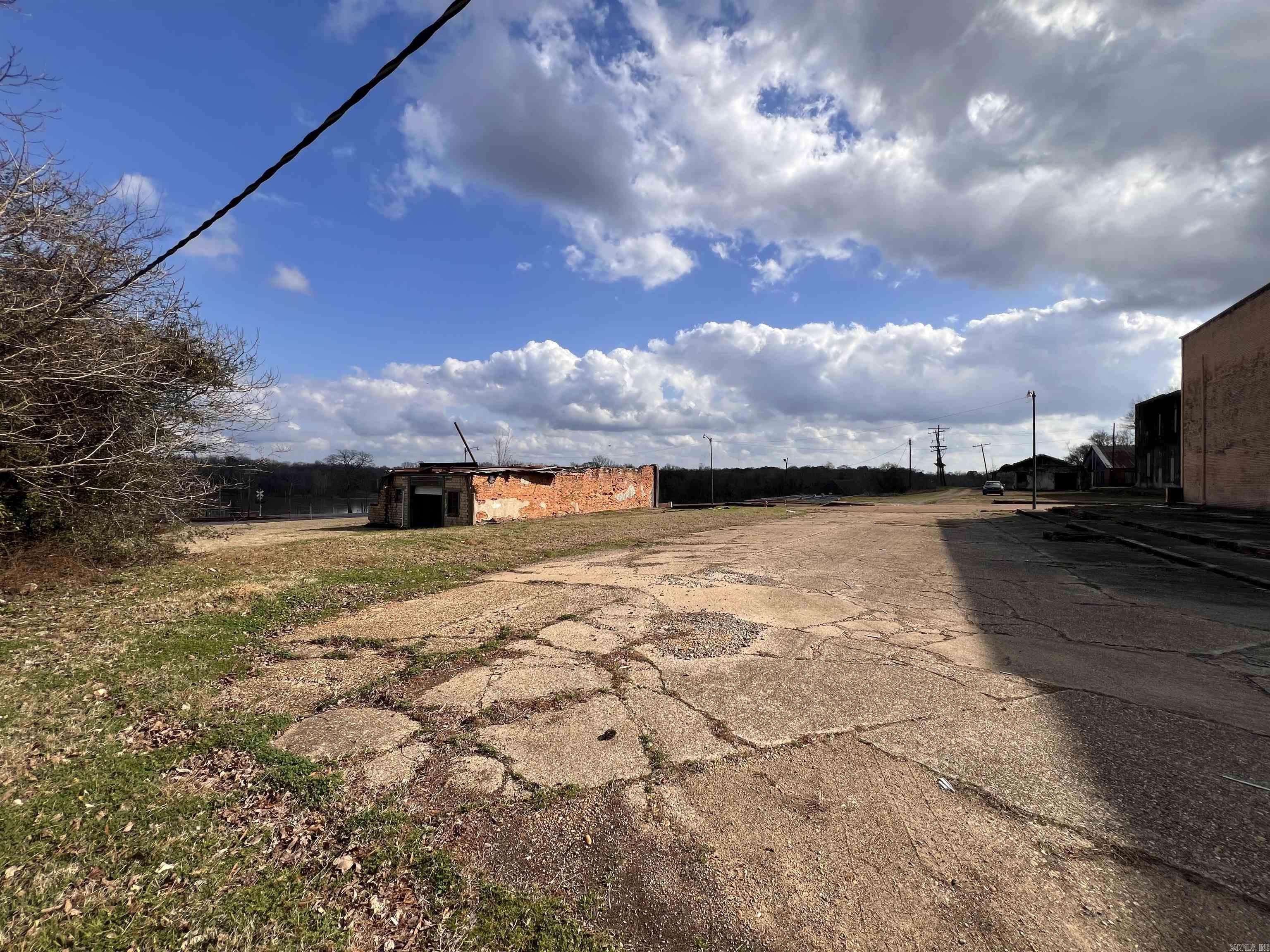 222  Washington  Camden, AR