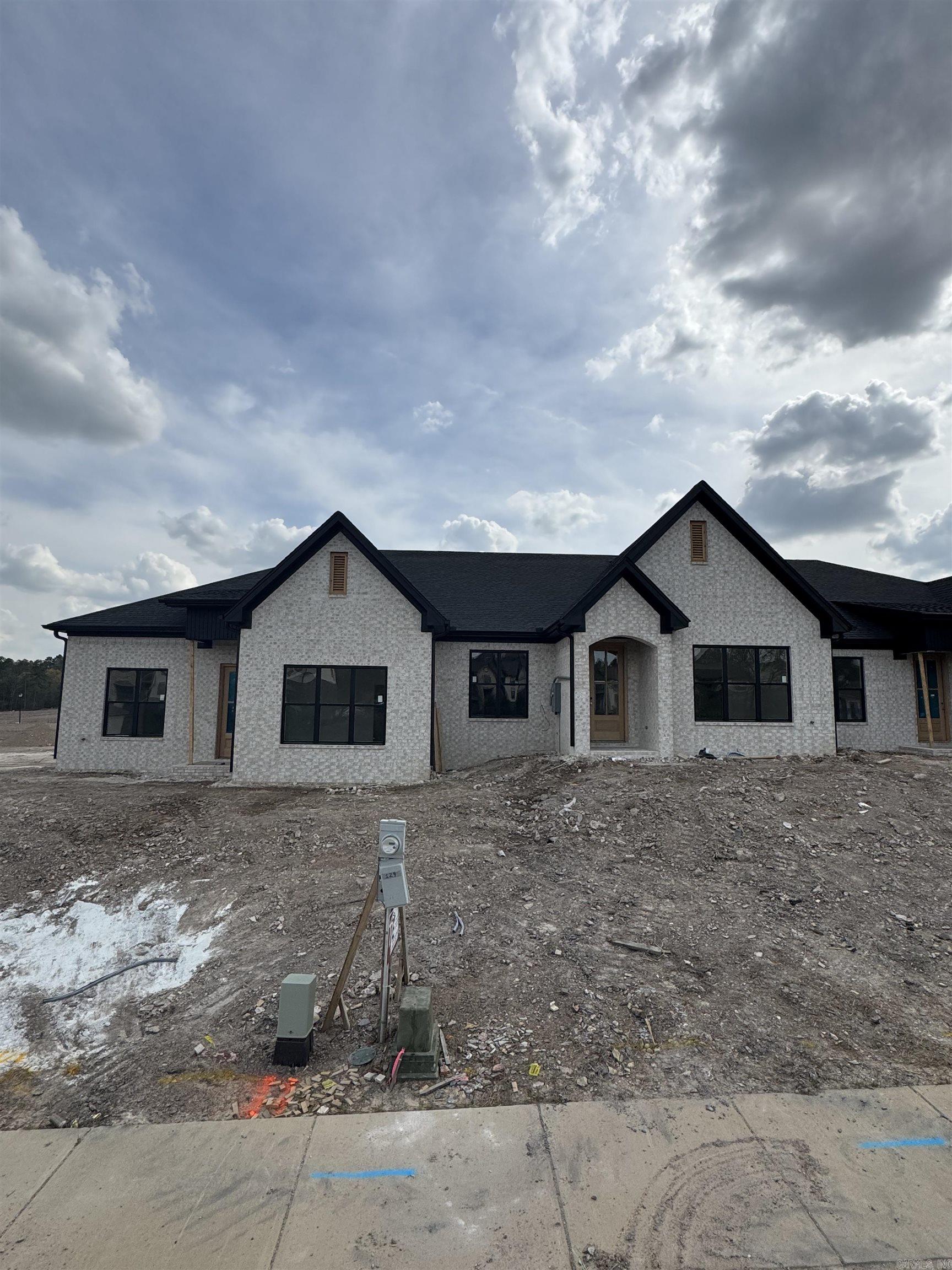 129 Edgewood Circle Little Rock, AR 72223