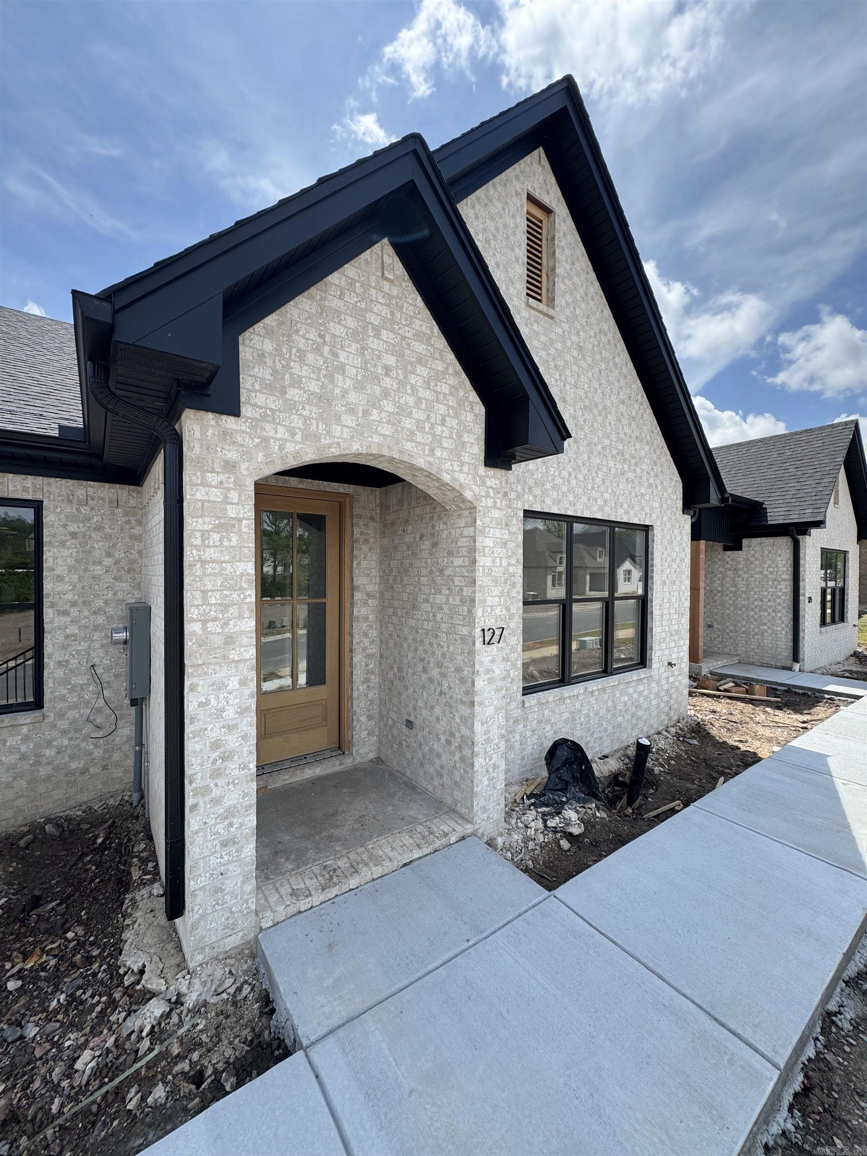 127 Edgewood Circle Little Rock, AR 72223