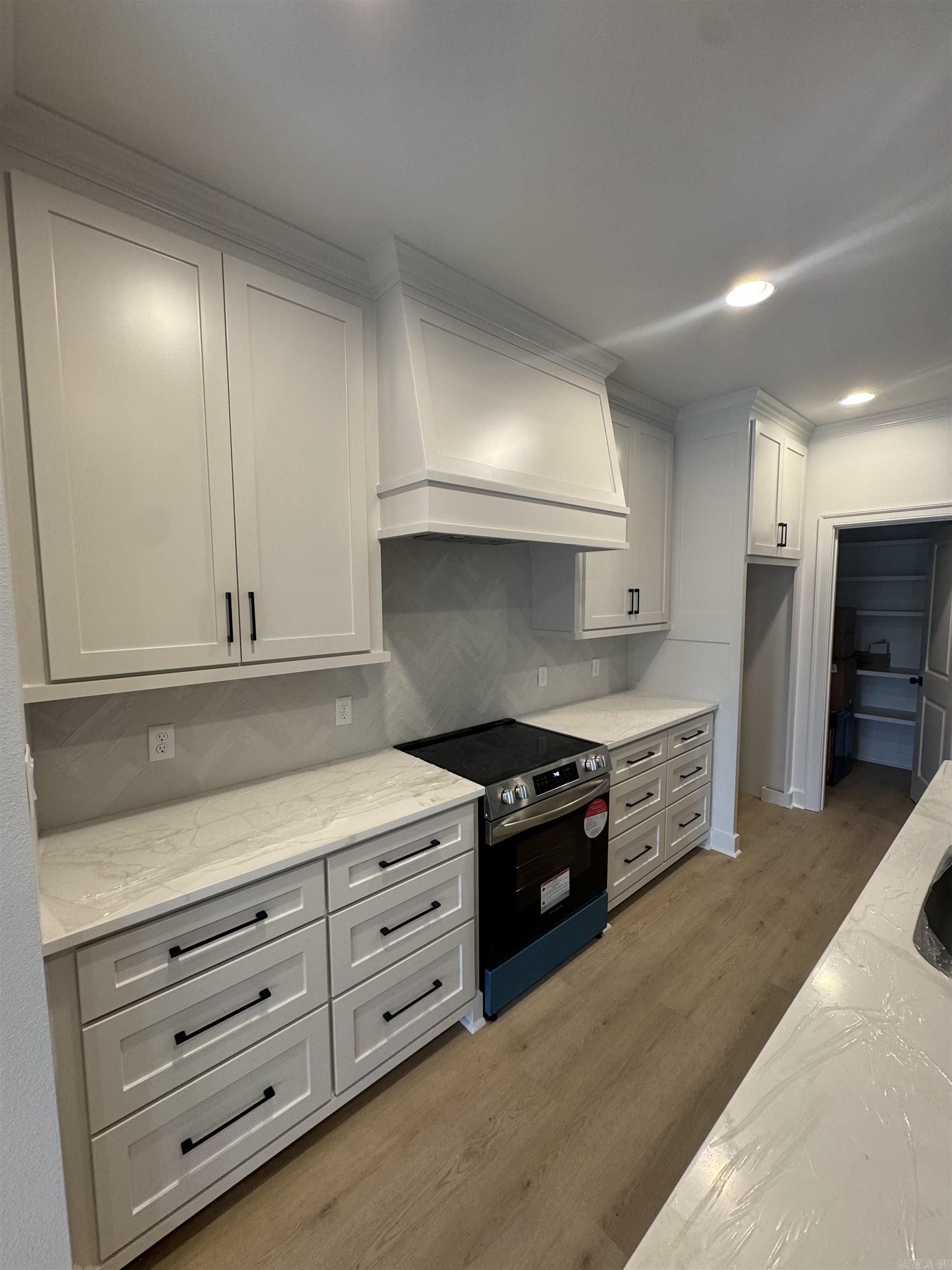 127  Edgewood  Little Rock, AR