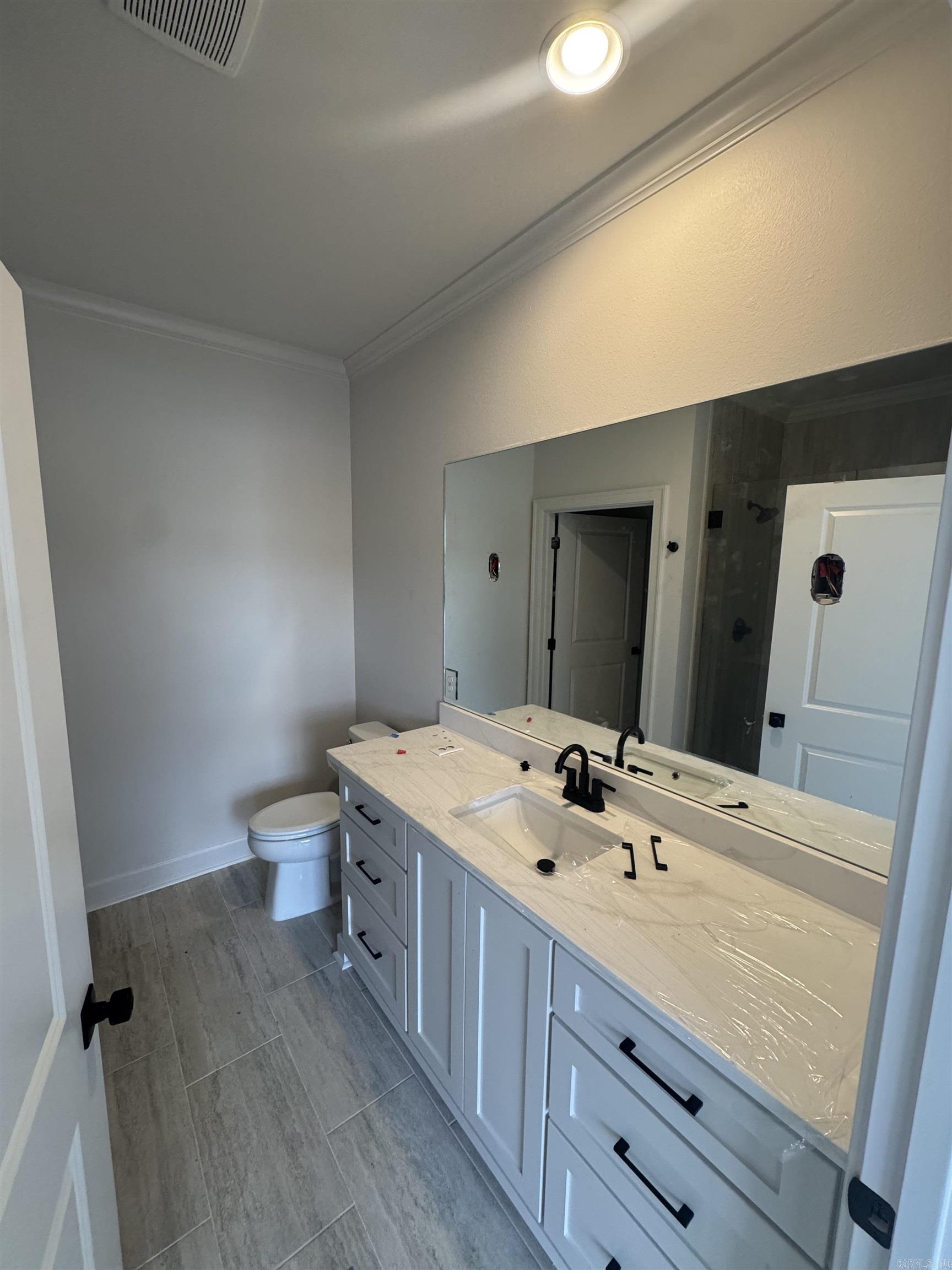 127  Edgewood  Little Rock, AR