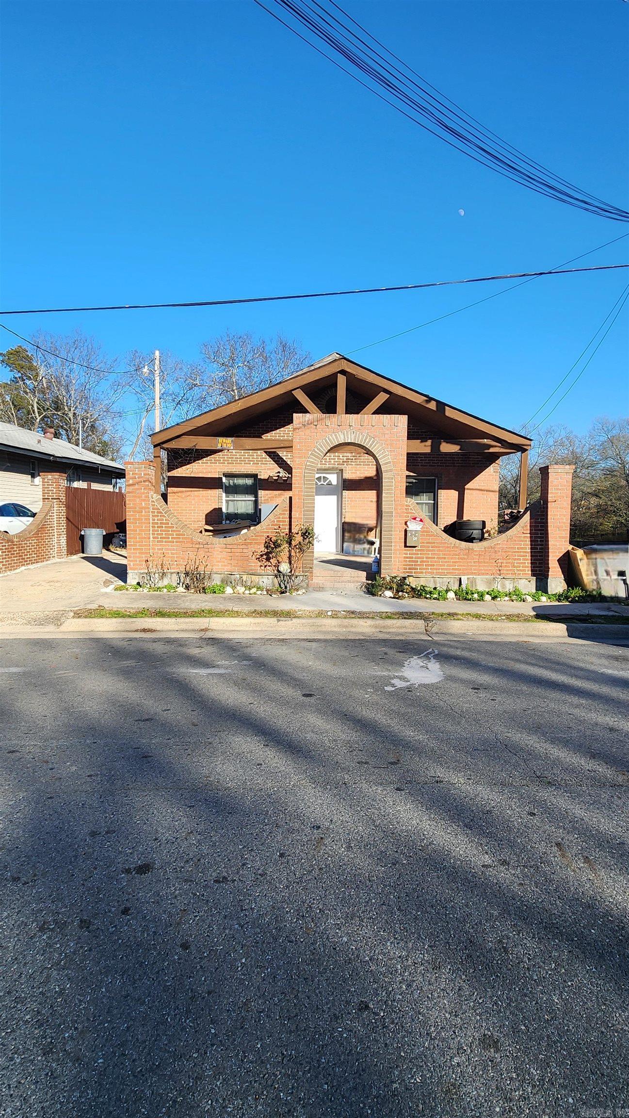 129  Daisy St  Hot Springs, AR