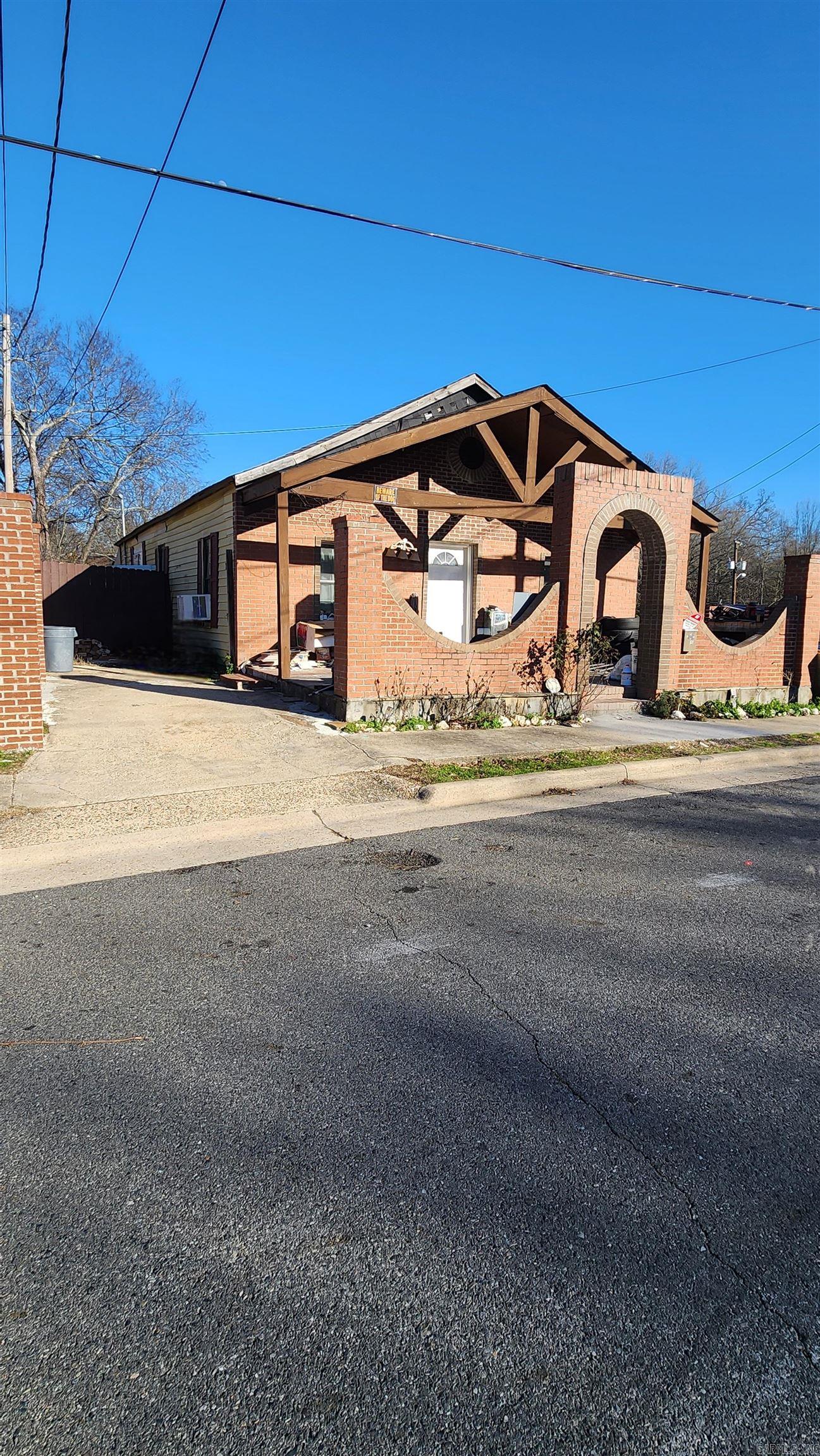 129  Daisy St  Hot Springs, AR