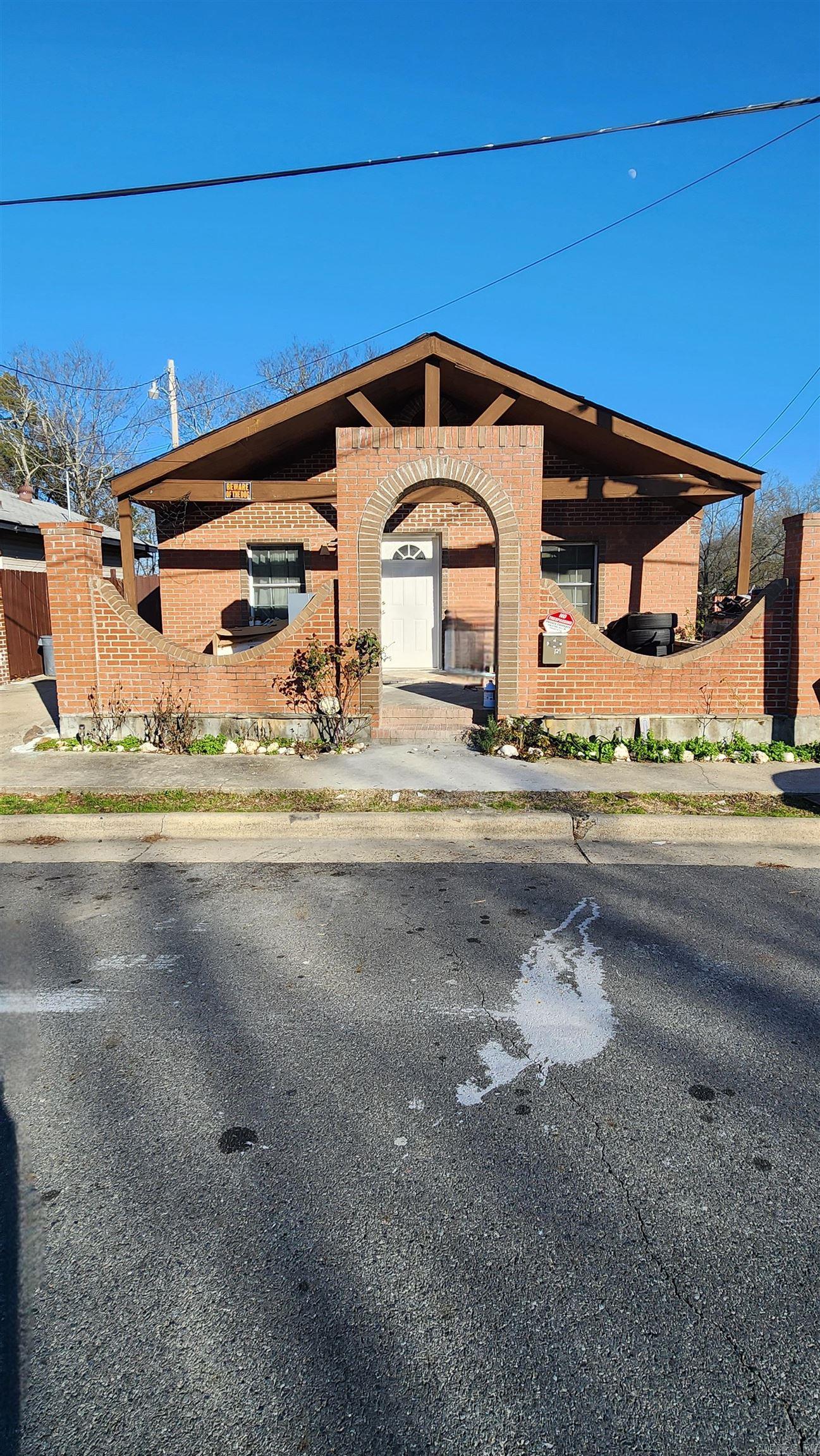 129  Daisy St  Hot Springs, AR