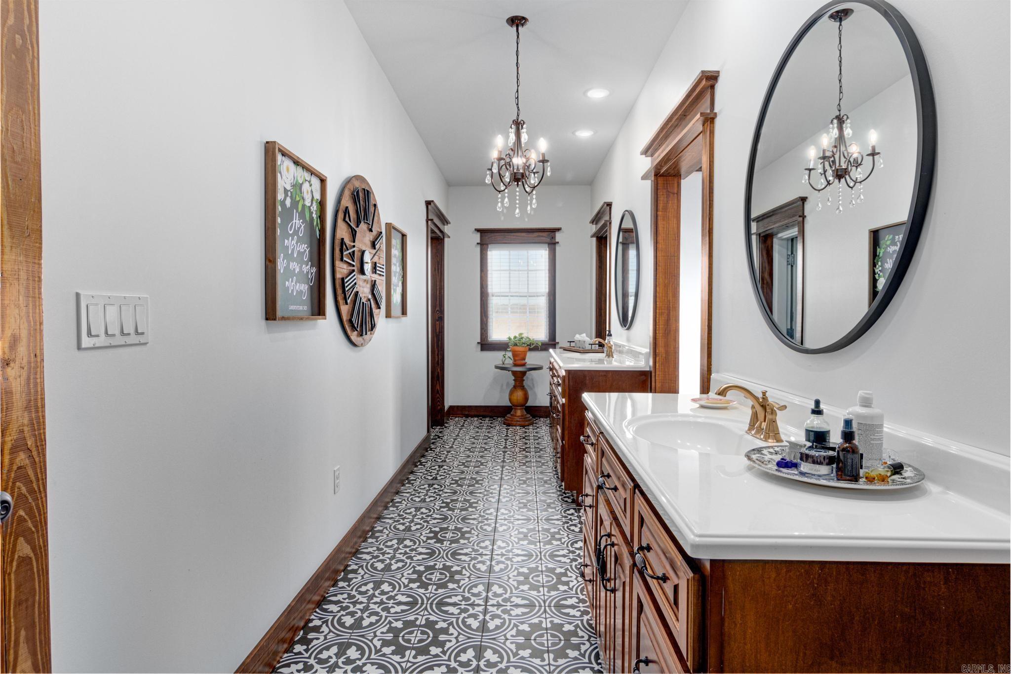 700 GREENE 834 ROAD Paragould, AR 72450-0000