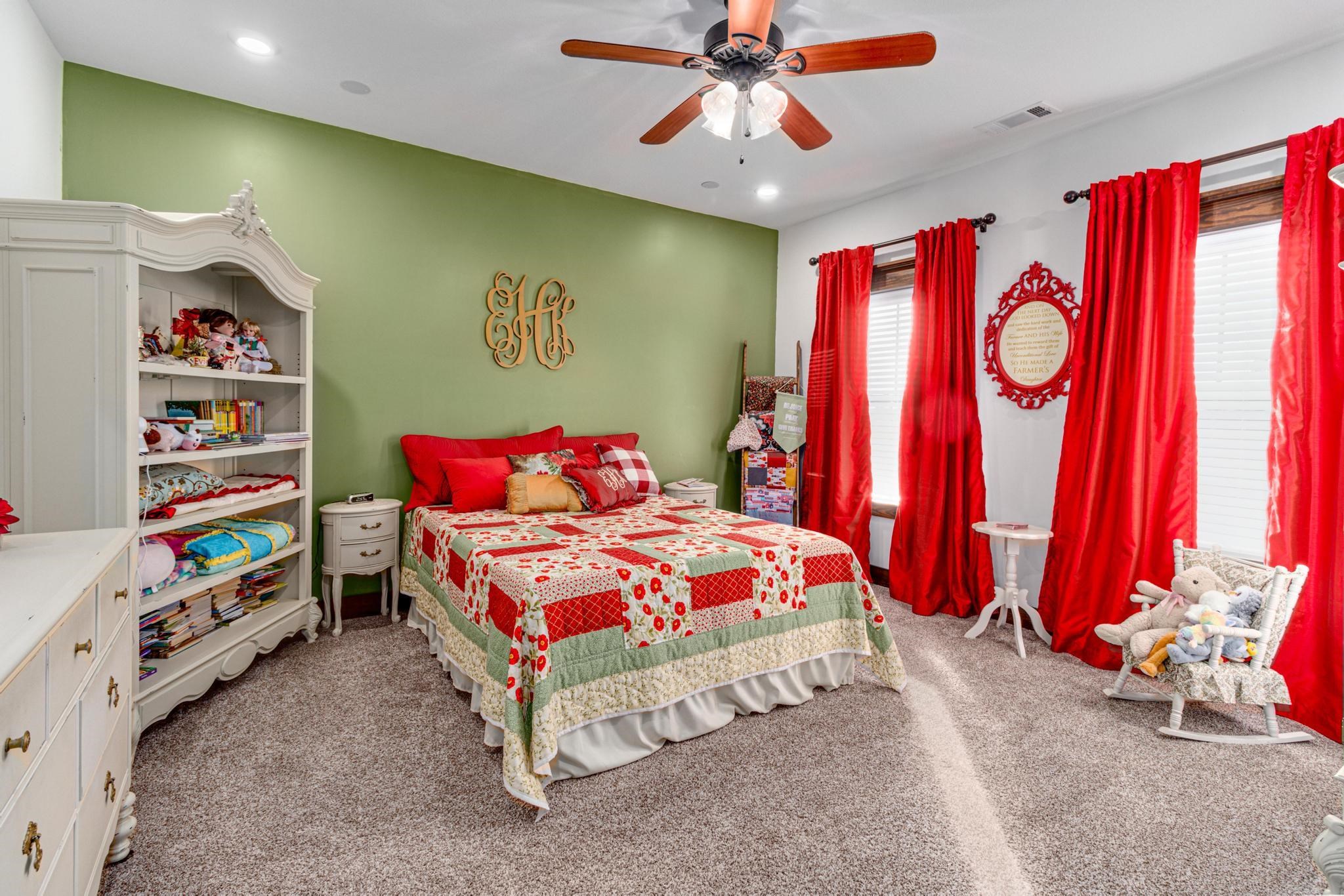 700 GREENE 834 ROAD Paragould, AR 72450-0000