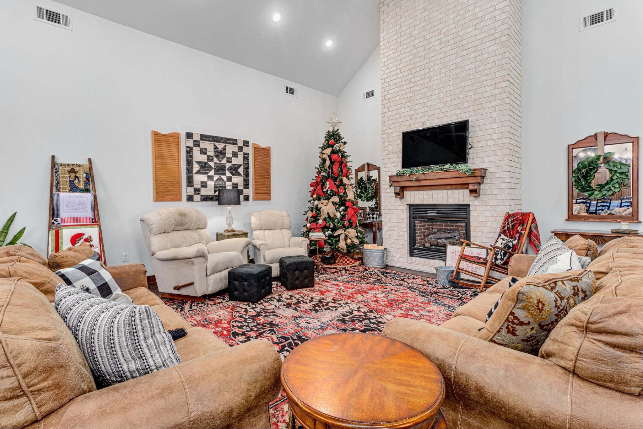700 GREENE 834 ROAD Paragould, AR 72450-0000