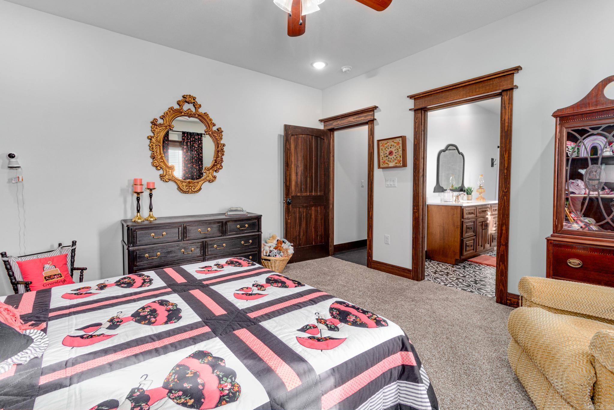 700 GREENE 834 ROAD Paragould, AR 72450-0000