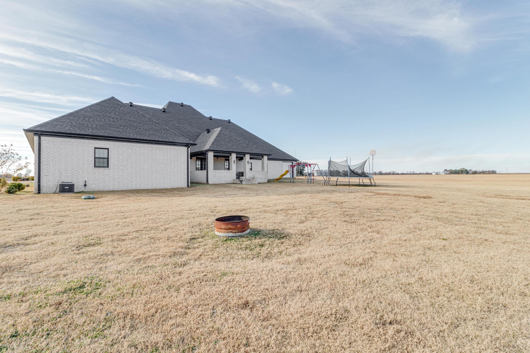 700 GREENE 834 ROAD Paragould, AR 72450-0000