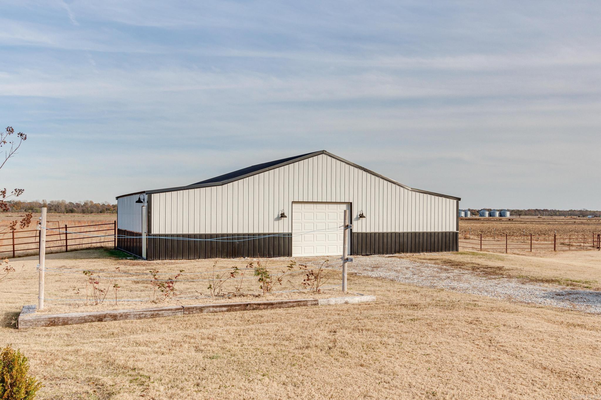700 GREENE 834 ROAD Paragould, AR 72450-0000