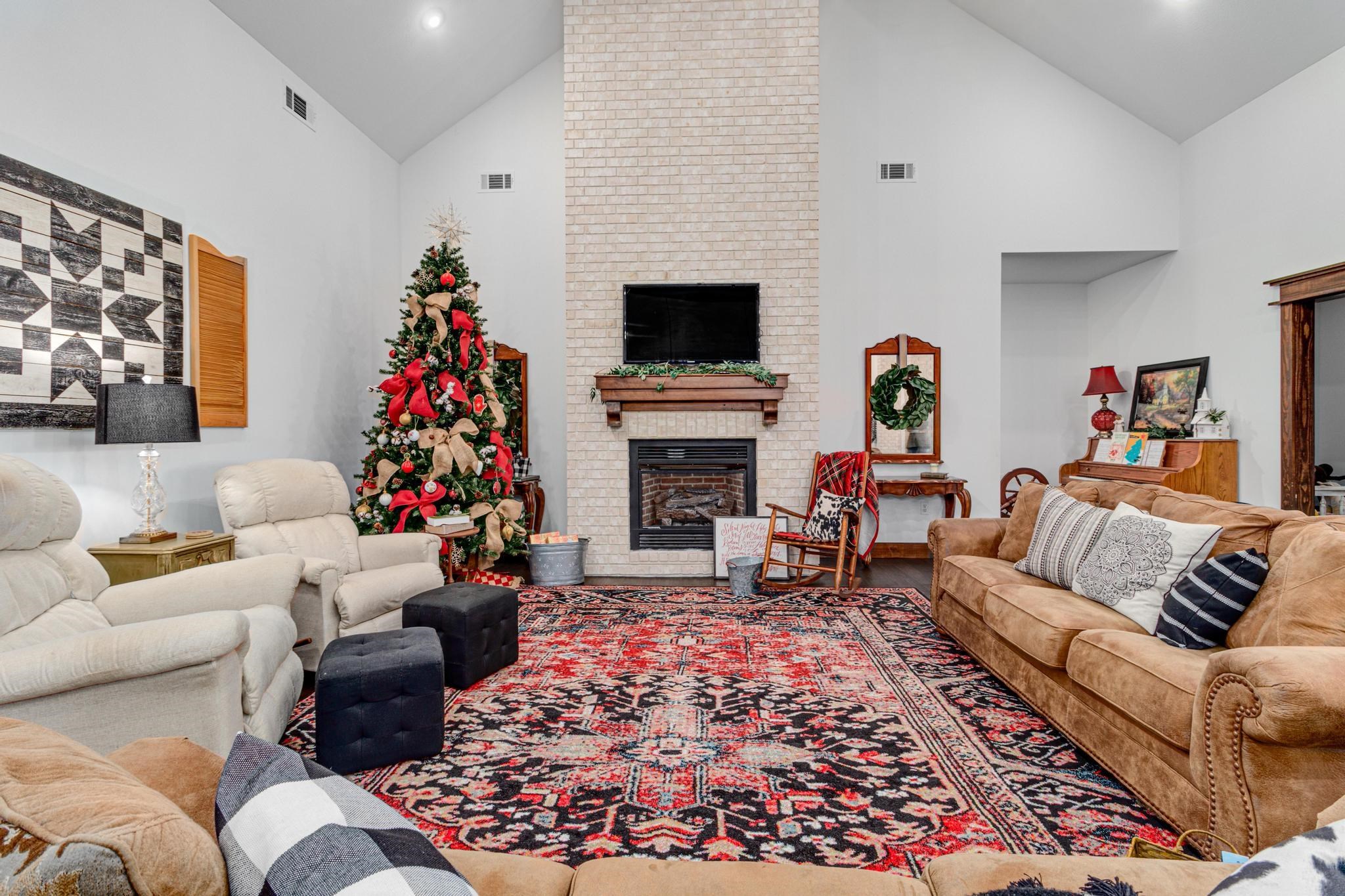700 GREENE 834 ROAD Paragould, AR 72450-0000