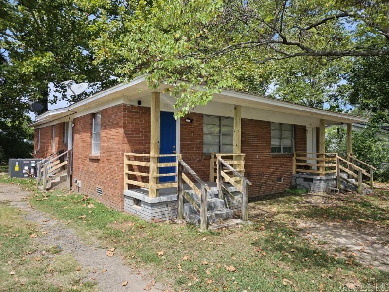 308 - 310  oak  Jacksonville, AR