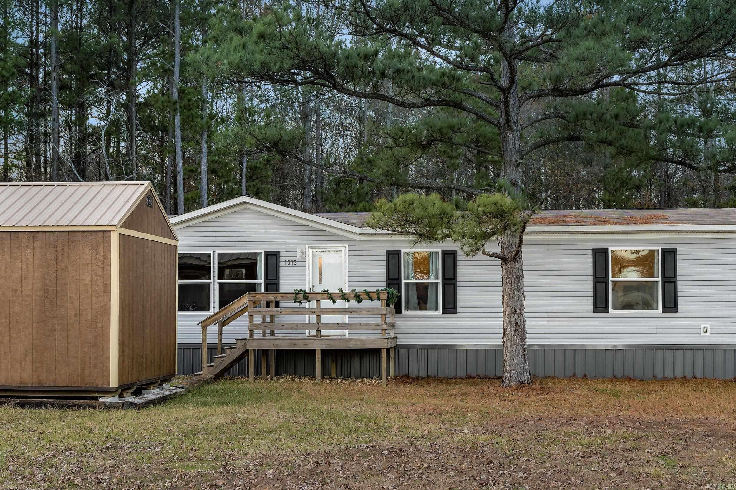 1313  Madeline  Benton, AR