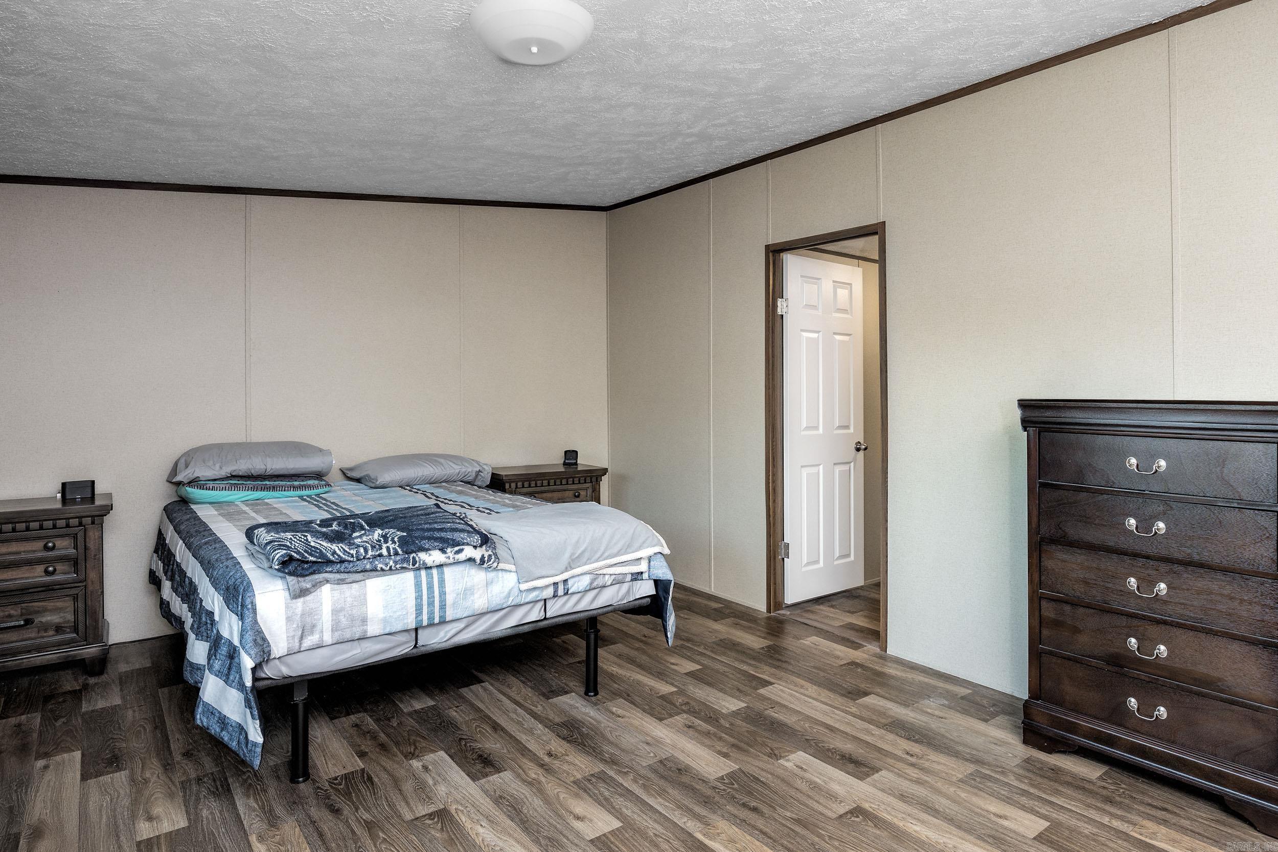 1313  Madeline  Benton, AR