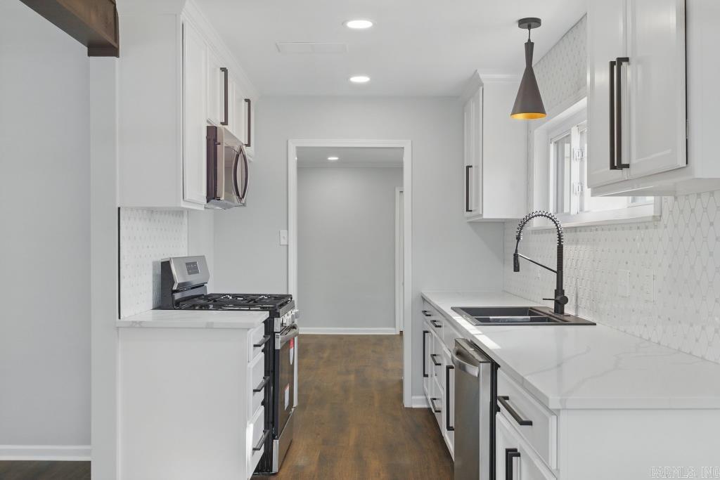 2801  Circlewood  Little Rock, AR