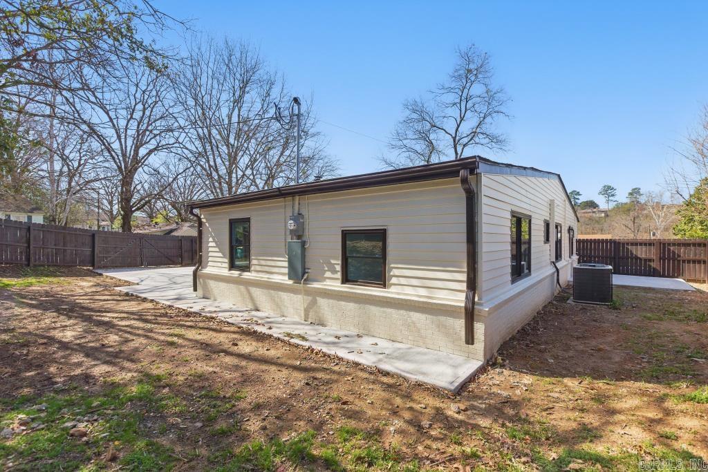 2801  Circlewood  Little Rock, AR
