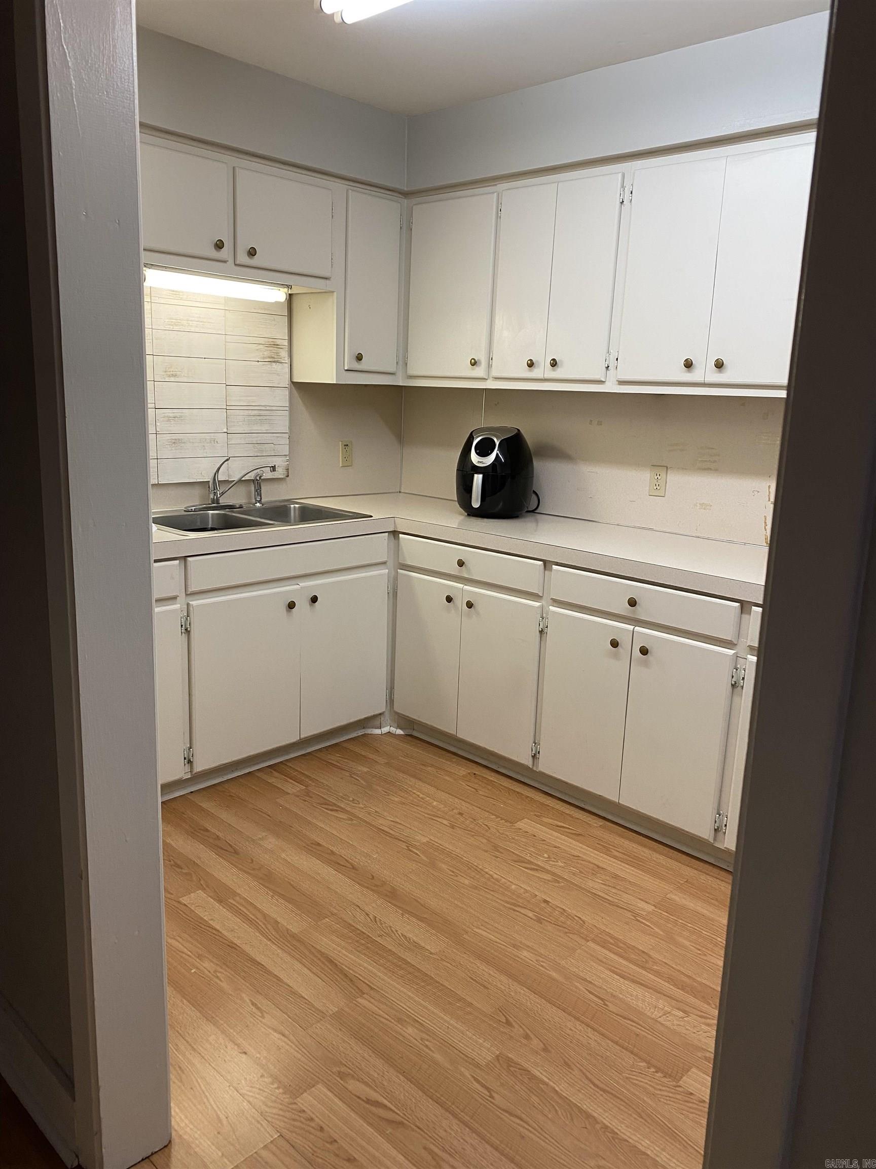 100 E Front  Hazen, AR