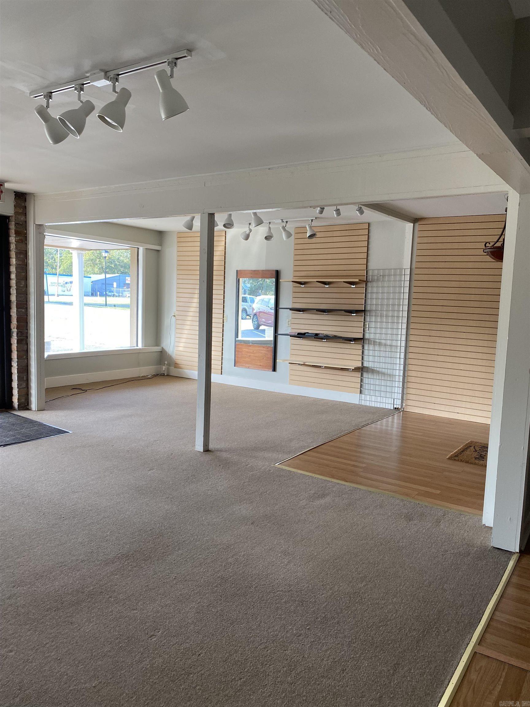 100 E Front  Hazen, AR