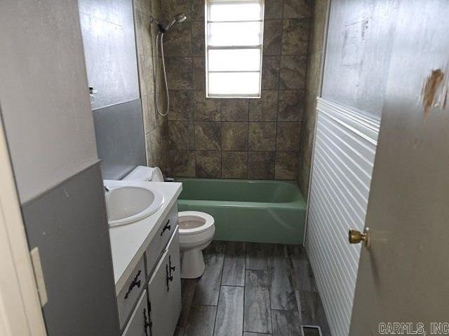 330  College  Newark, AR