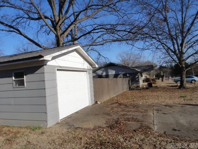 330  College  Newark, AR