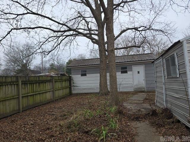 330  College  Newark, AR