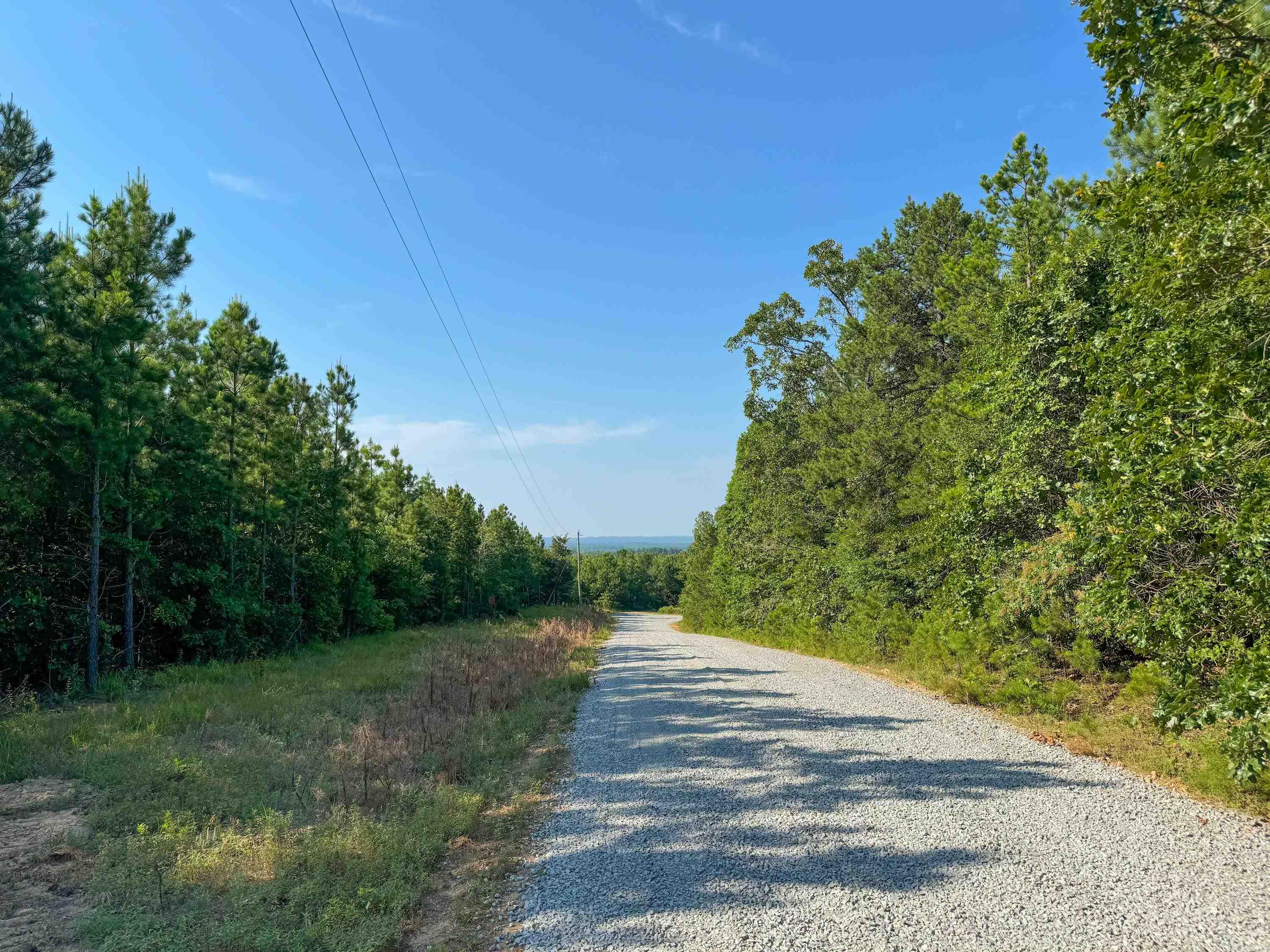 1079 W Crossroads  Quitman, AR