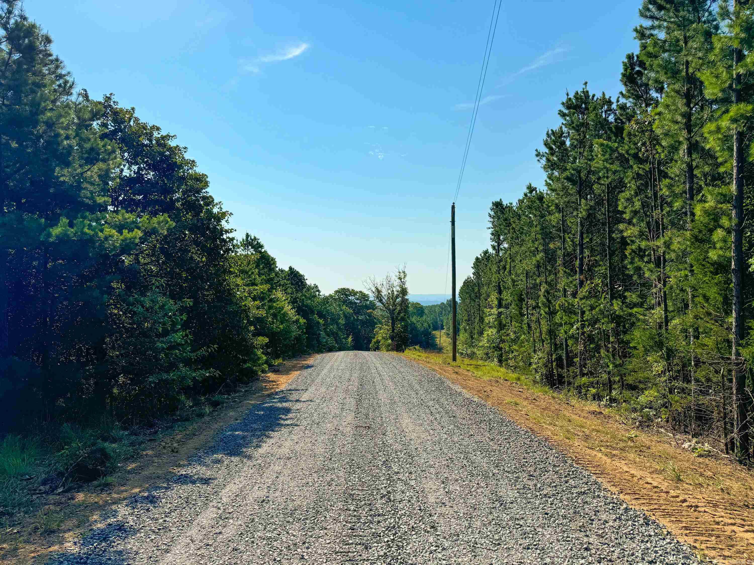1079 W Crossroads  Quitman, AR