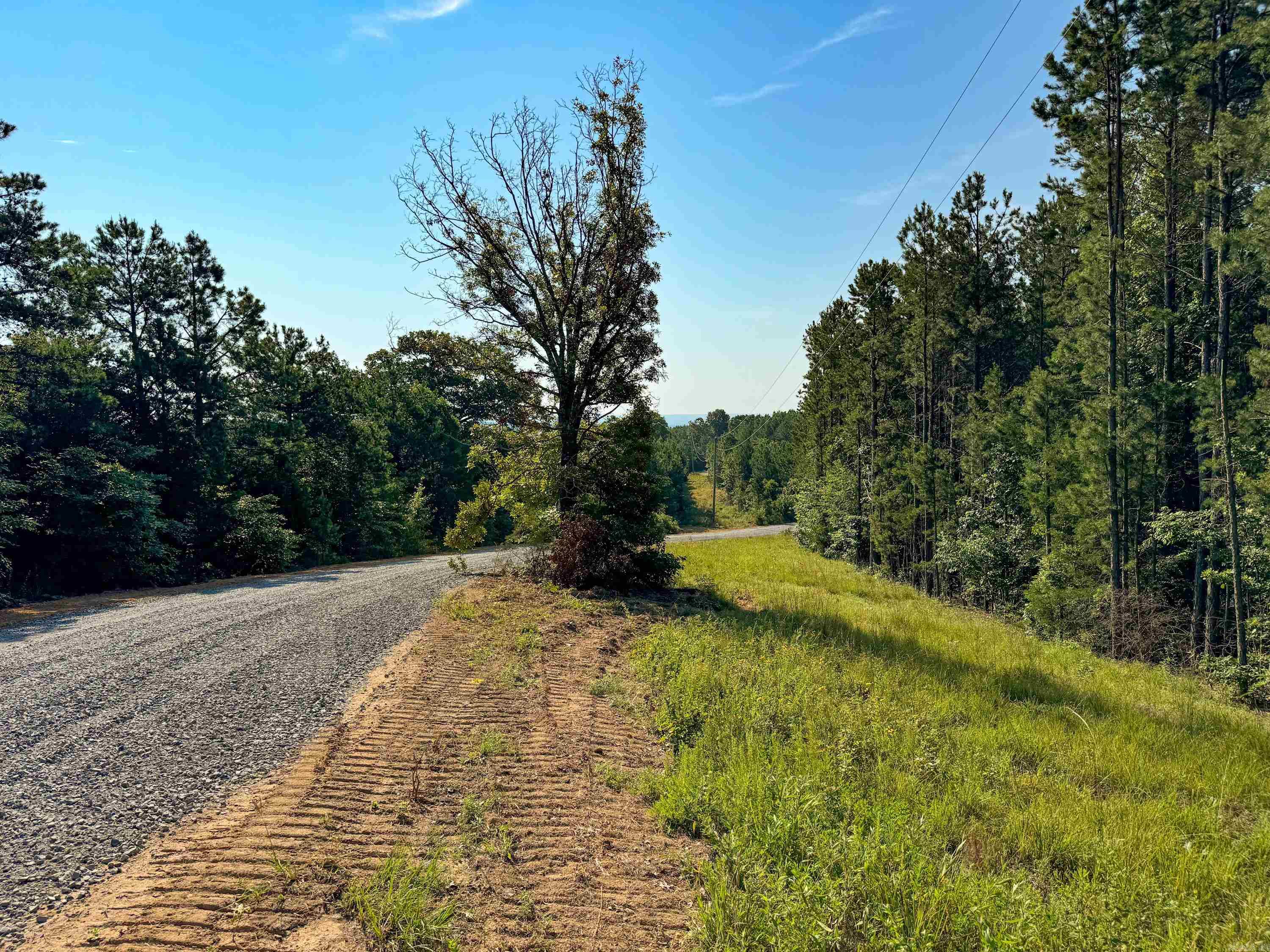 1079 W Crossroads  Quitman, AR