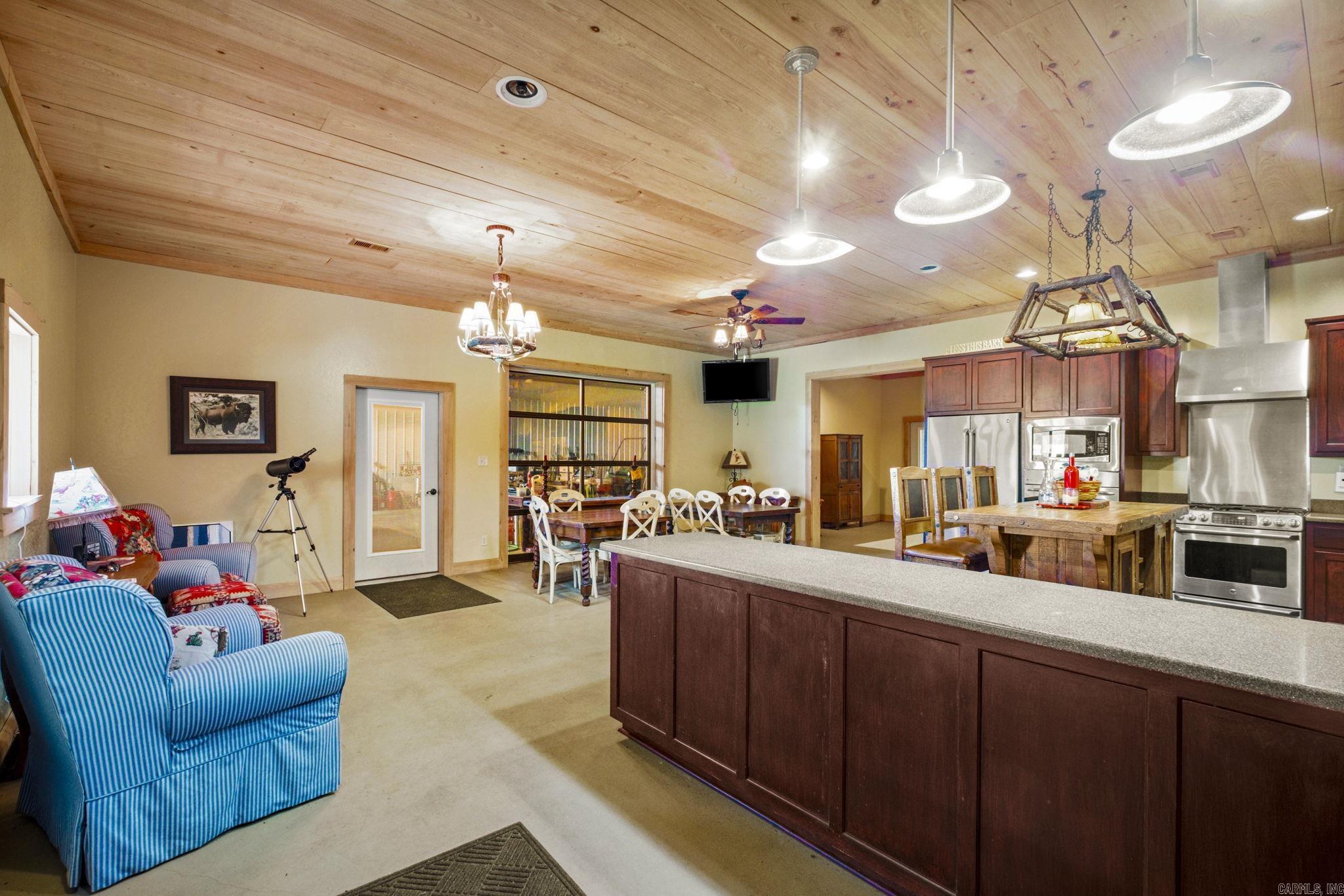 140  Vineyard  Searcy, AR
