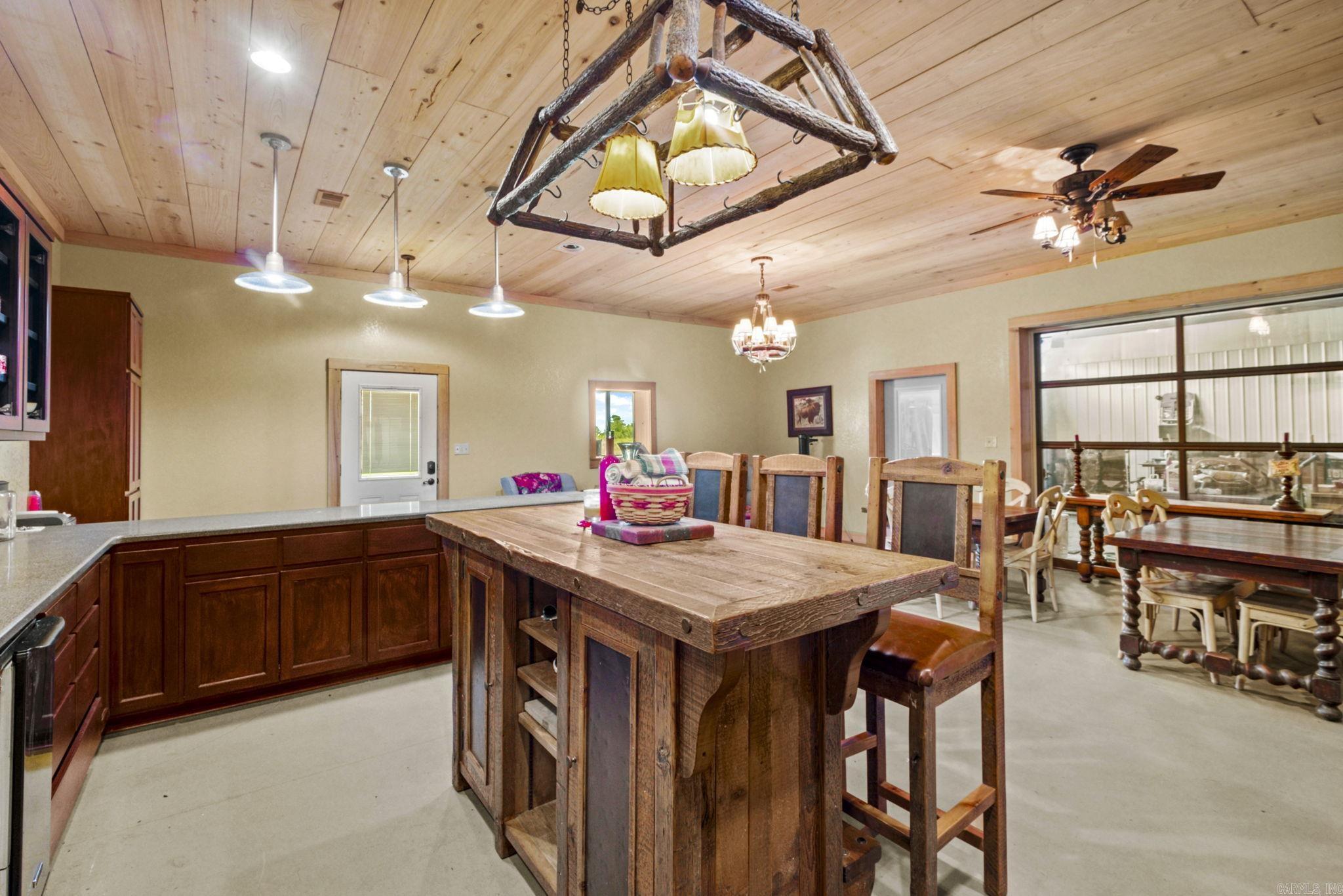 140  Vineyard  Searcy, AR