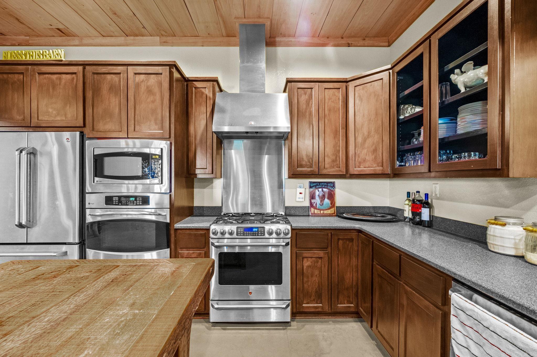 140  Vineyard  Searcy, AR