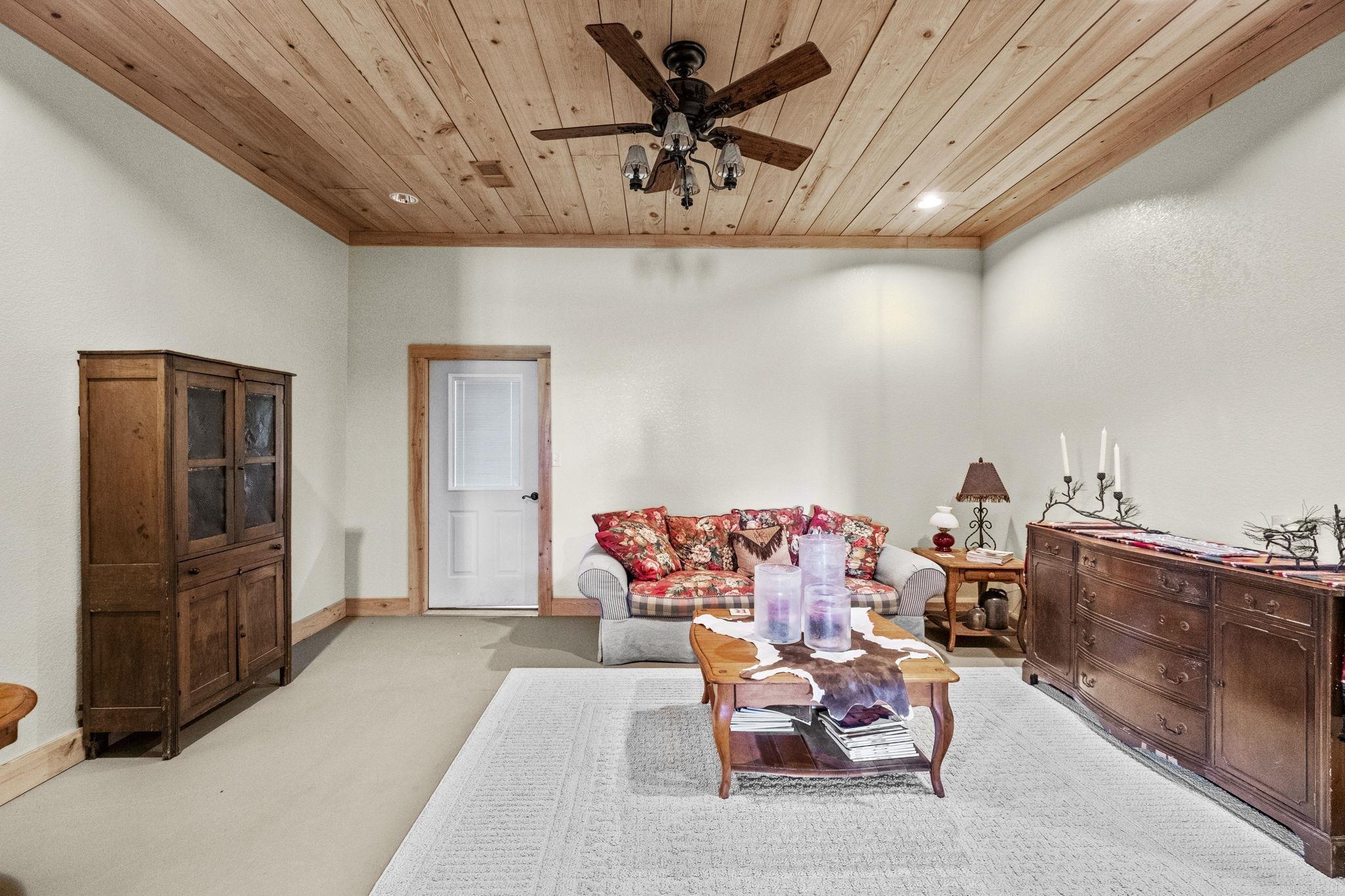 140  Vineyard  Searcy, AR
