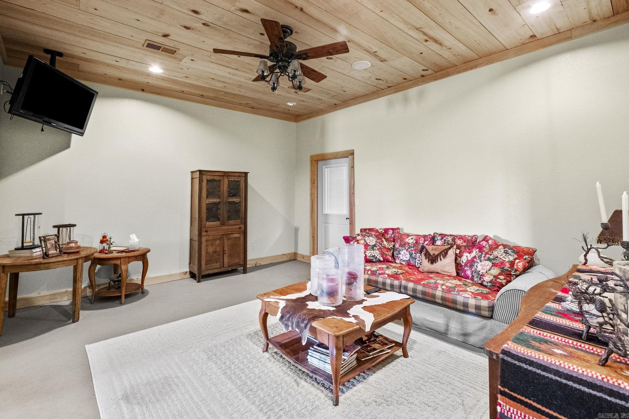 140  Vineyard  Searcy, AR